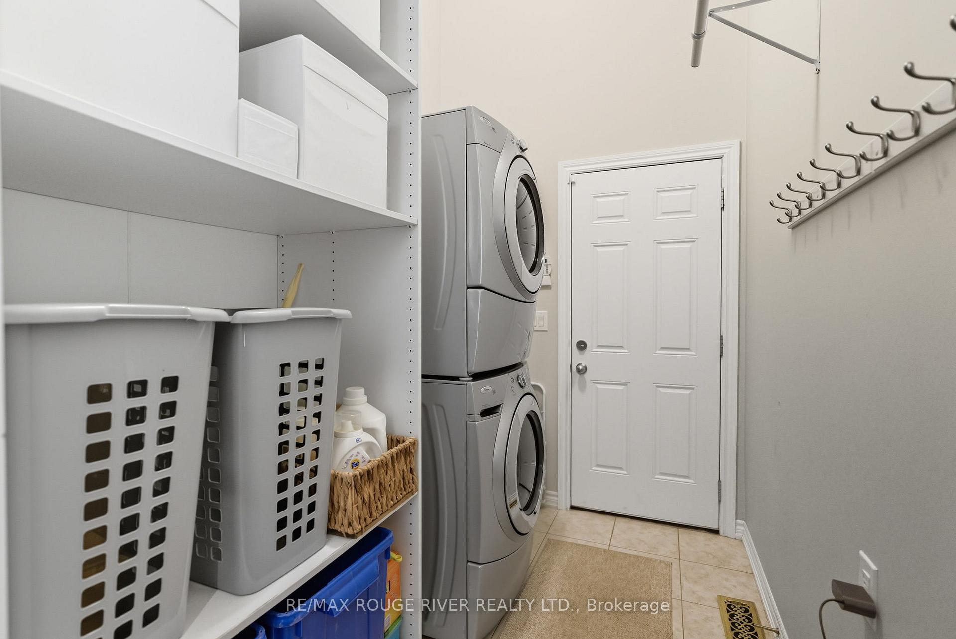 Photo 31 of 16 Brough Court, Clarington, Bowmanville — HOMEH