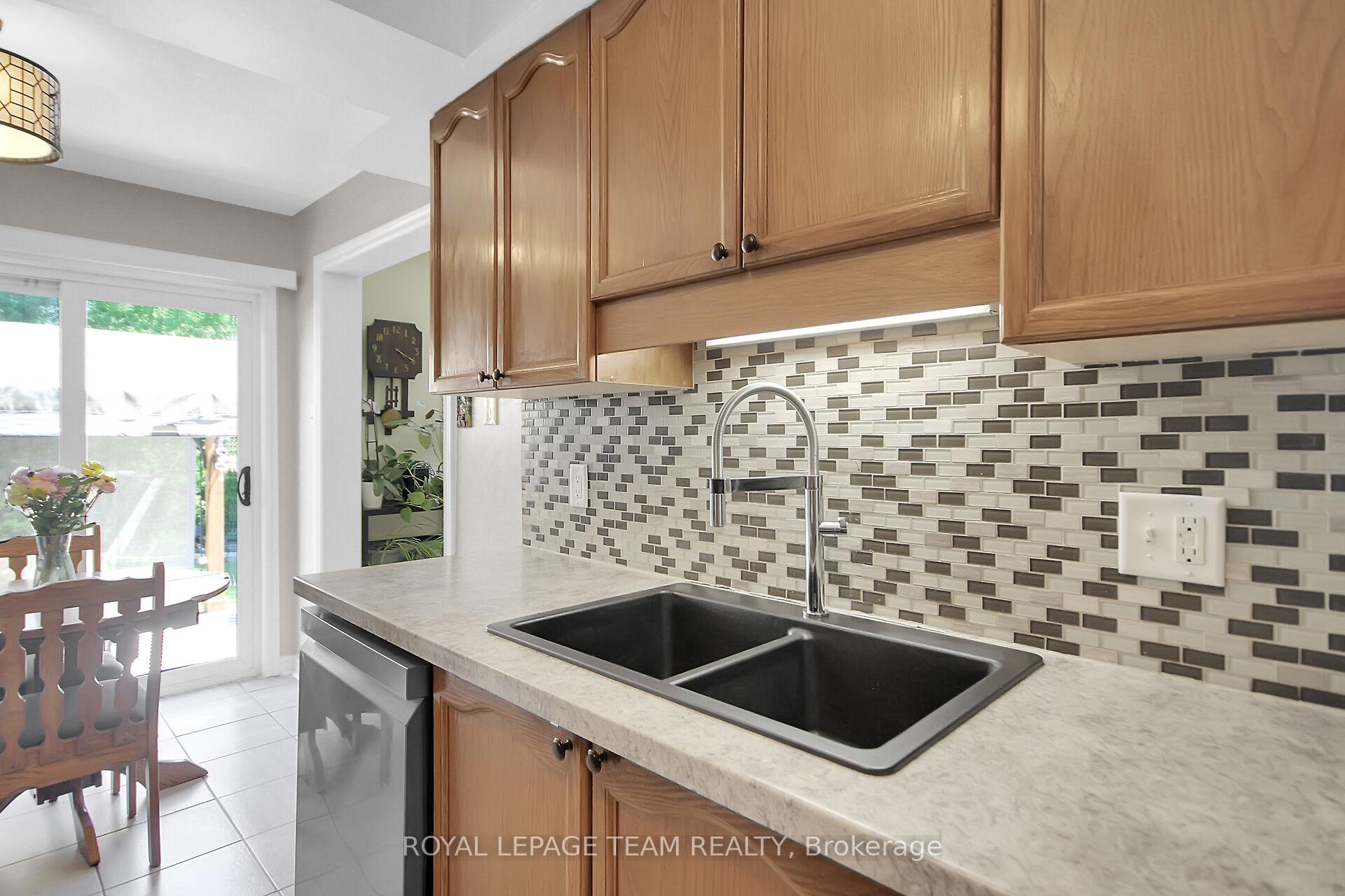 Photo 14 of 67 Kathleen Crescent, Ottawa, Stittsville (Central) — HOMEH