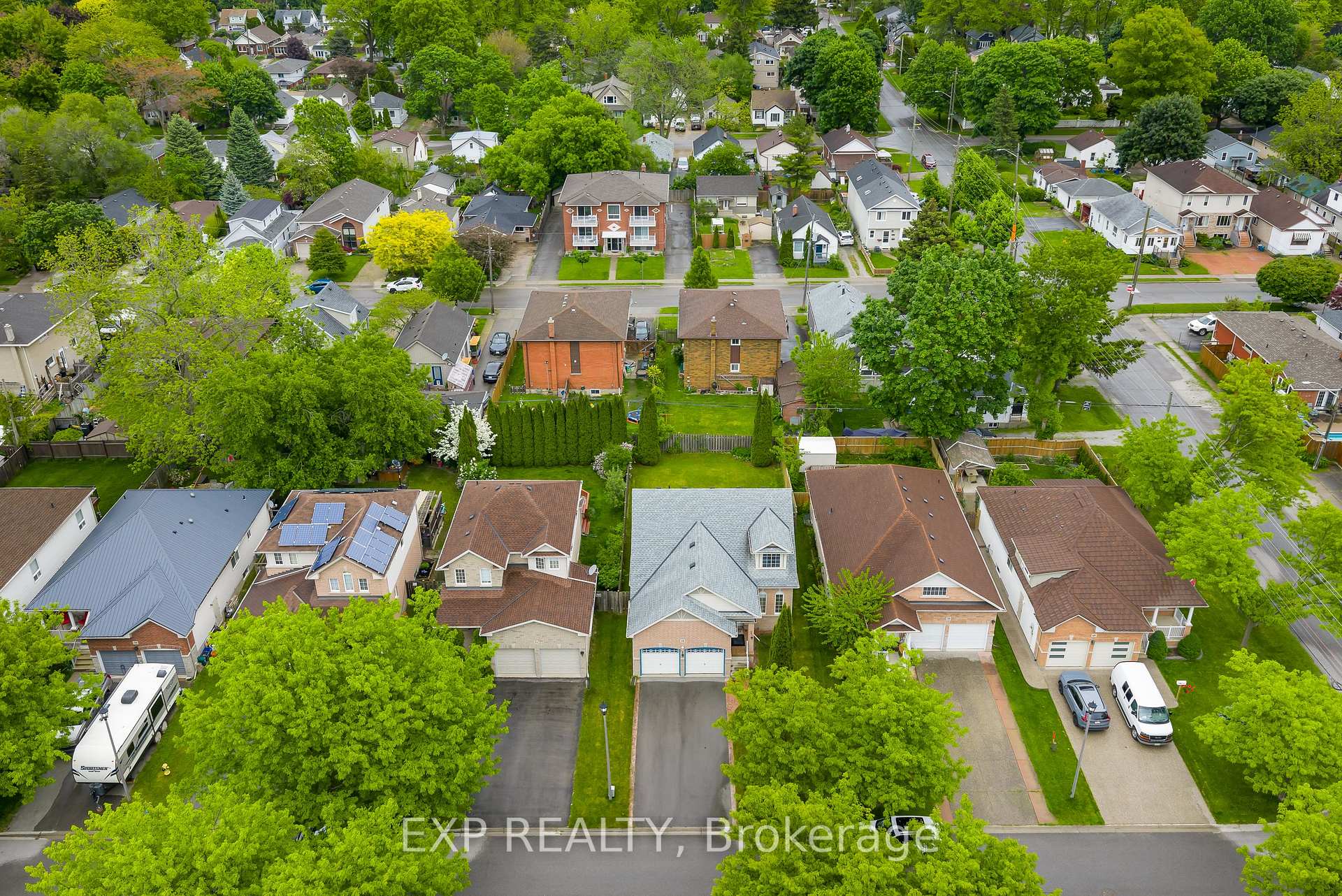 Photo 9 of 72 Shakespeare Avenue, St. Catharines, Haig — HOMEH