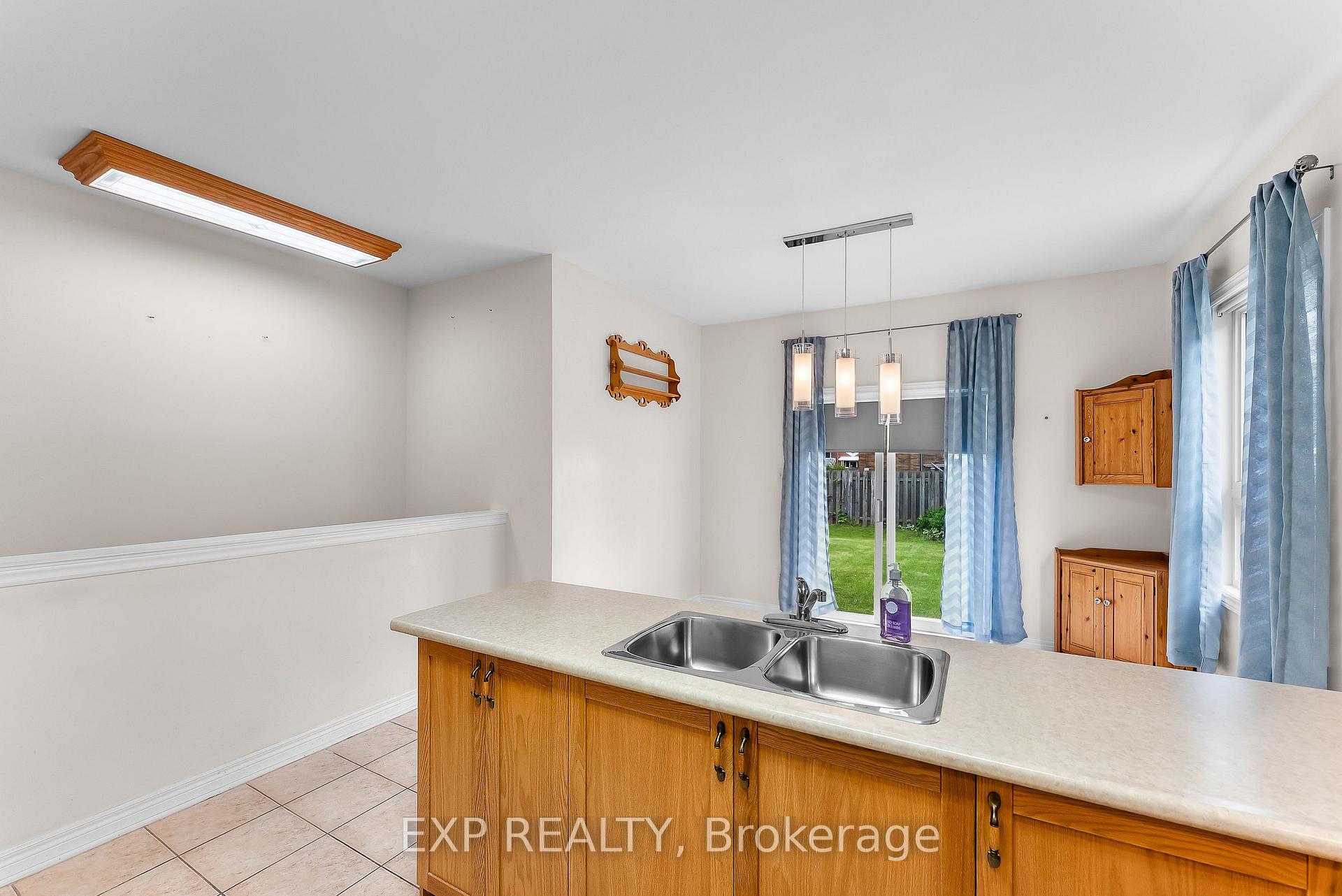 Photo 27 of 72 Shakespeare Avenue, St. Catharines, Haig — HOMEH