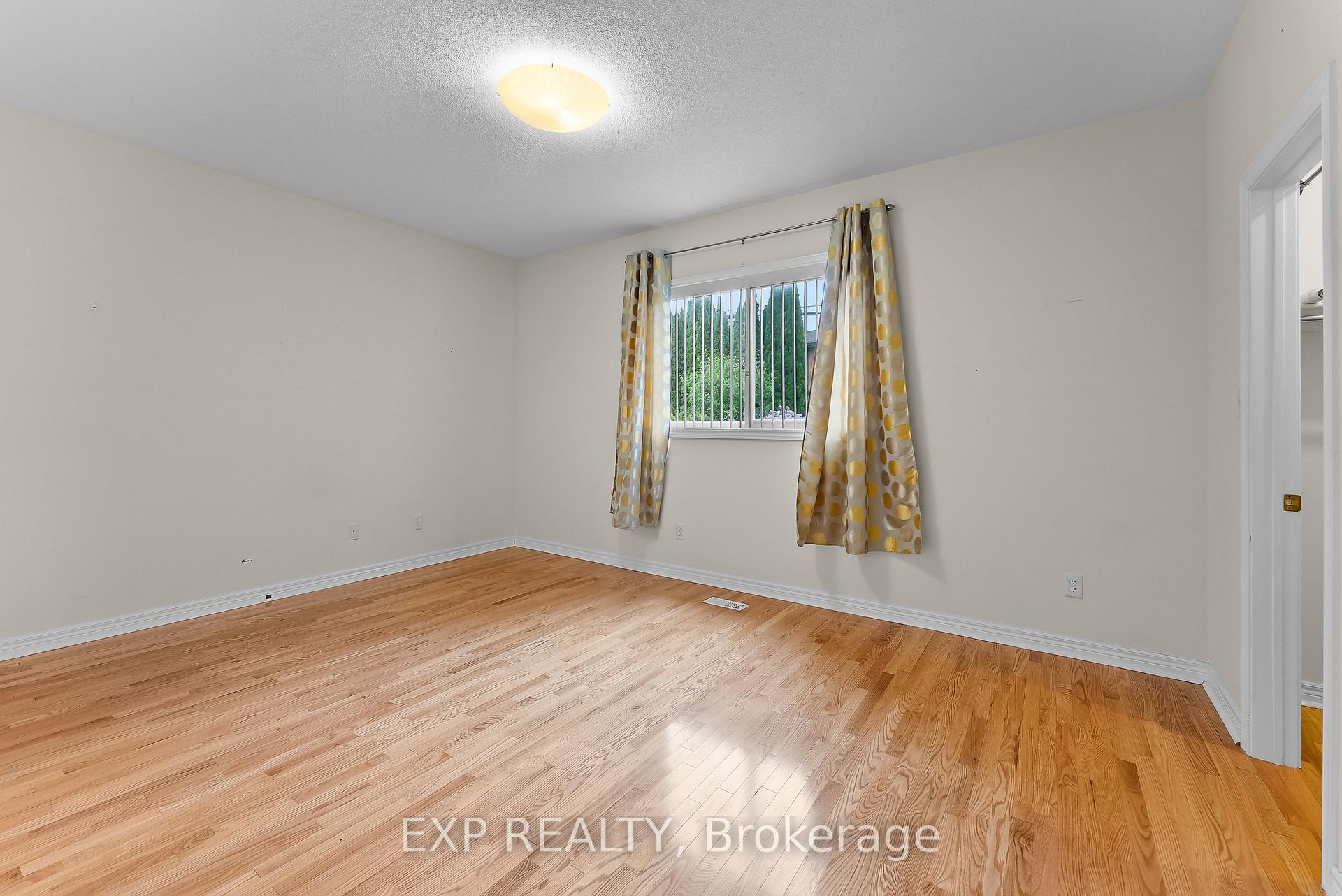 Photo 16 of 72 Shakespeare Avenue, St. Catharines, Haig — HOMEH