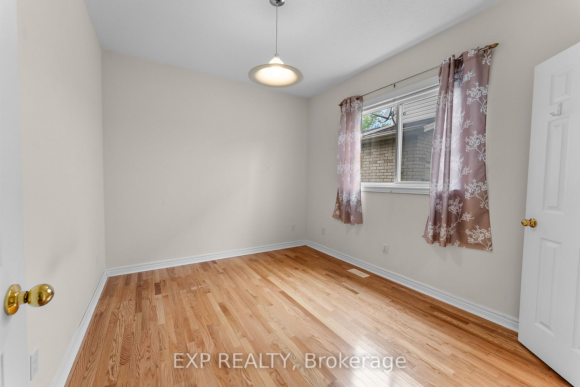 Photo 20 of 72 Shakespeare Avenue, St. Catharines, Haig — HOMEH