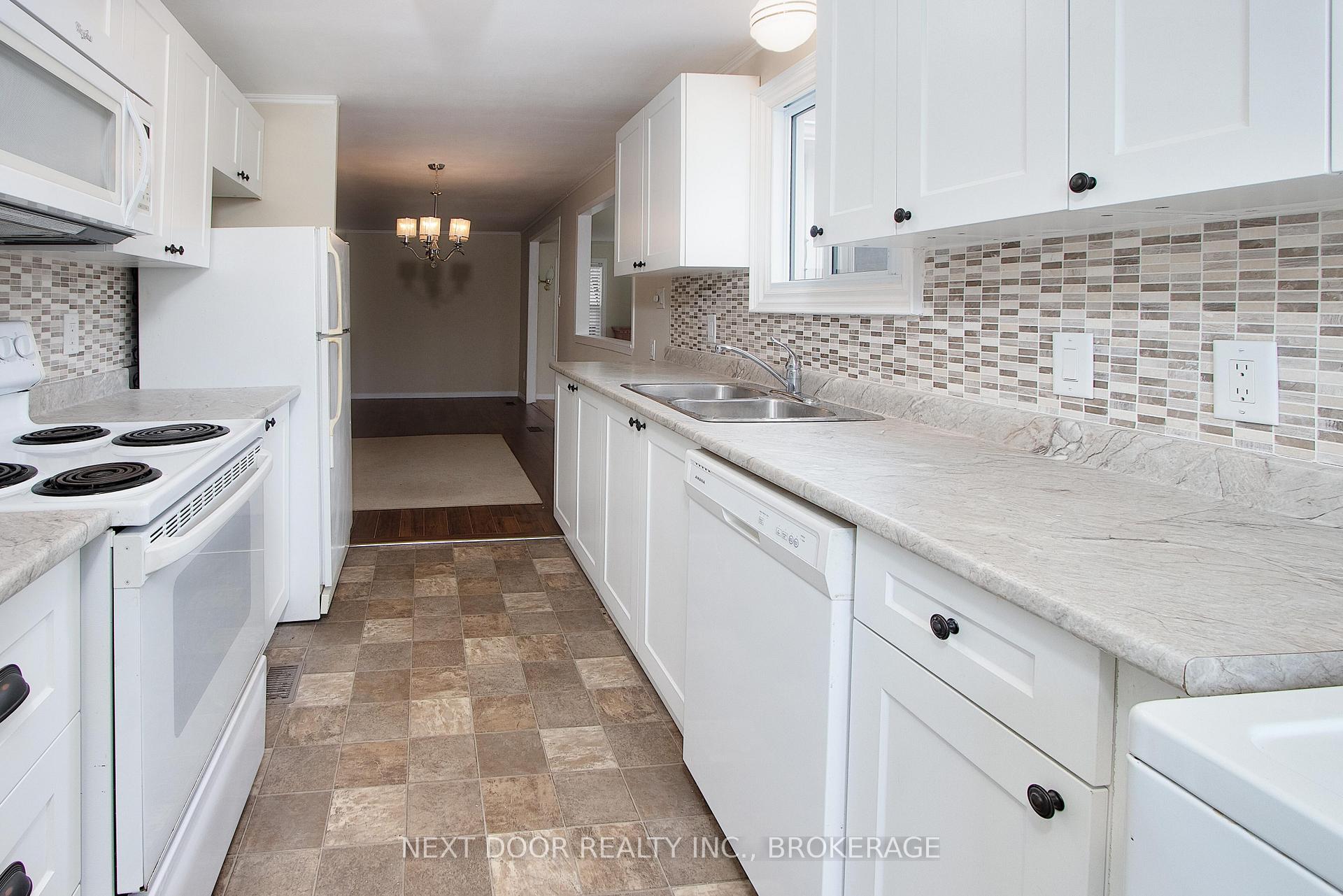 Photo 2 of 195 Pebble Beach Parkway, South Huron, Stephen Twp — HOMEH