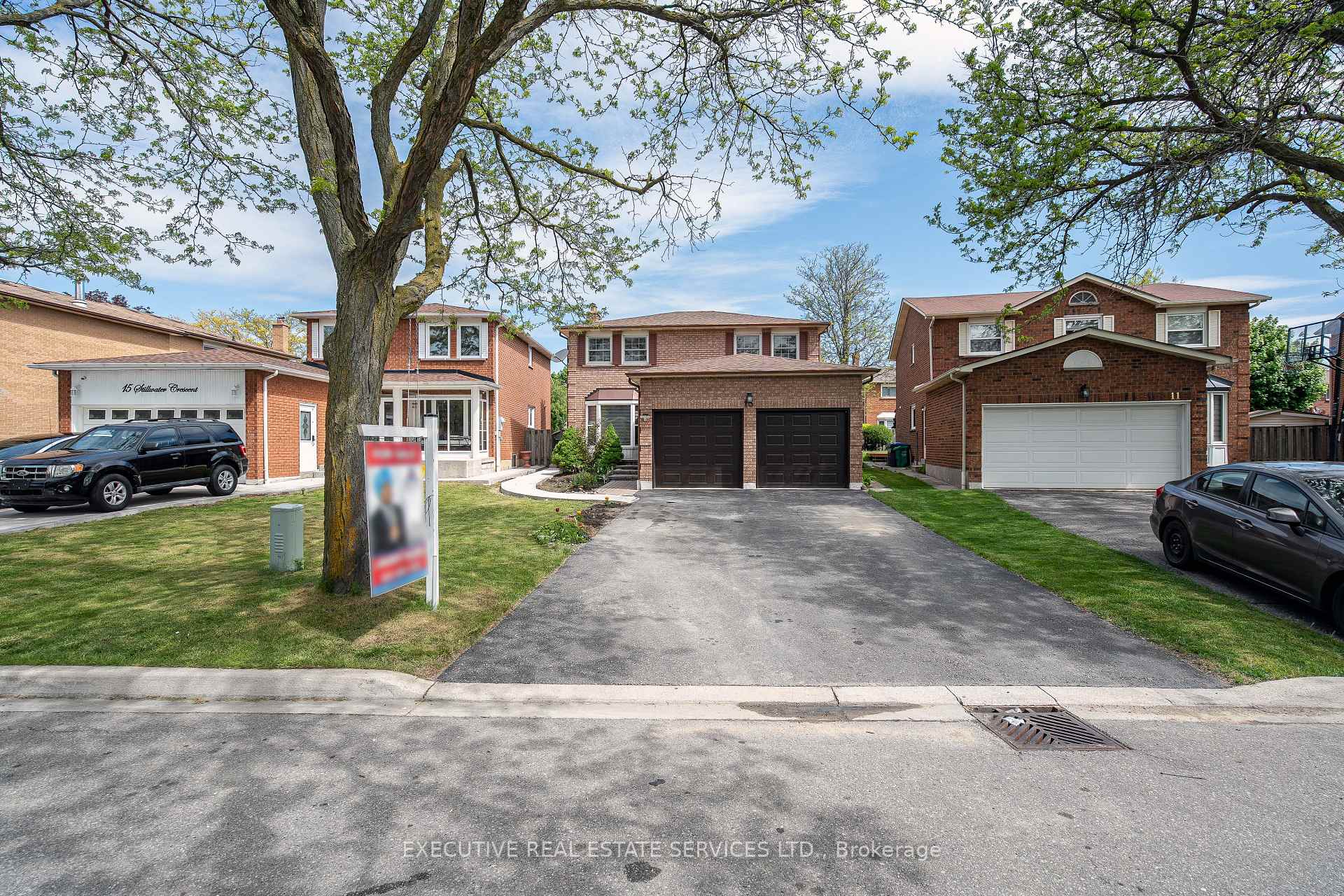 Front of 13 Stillwater Crescent
