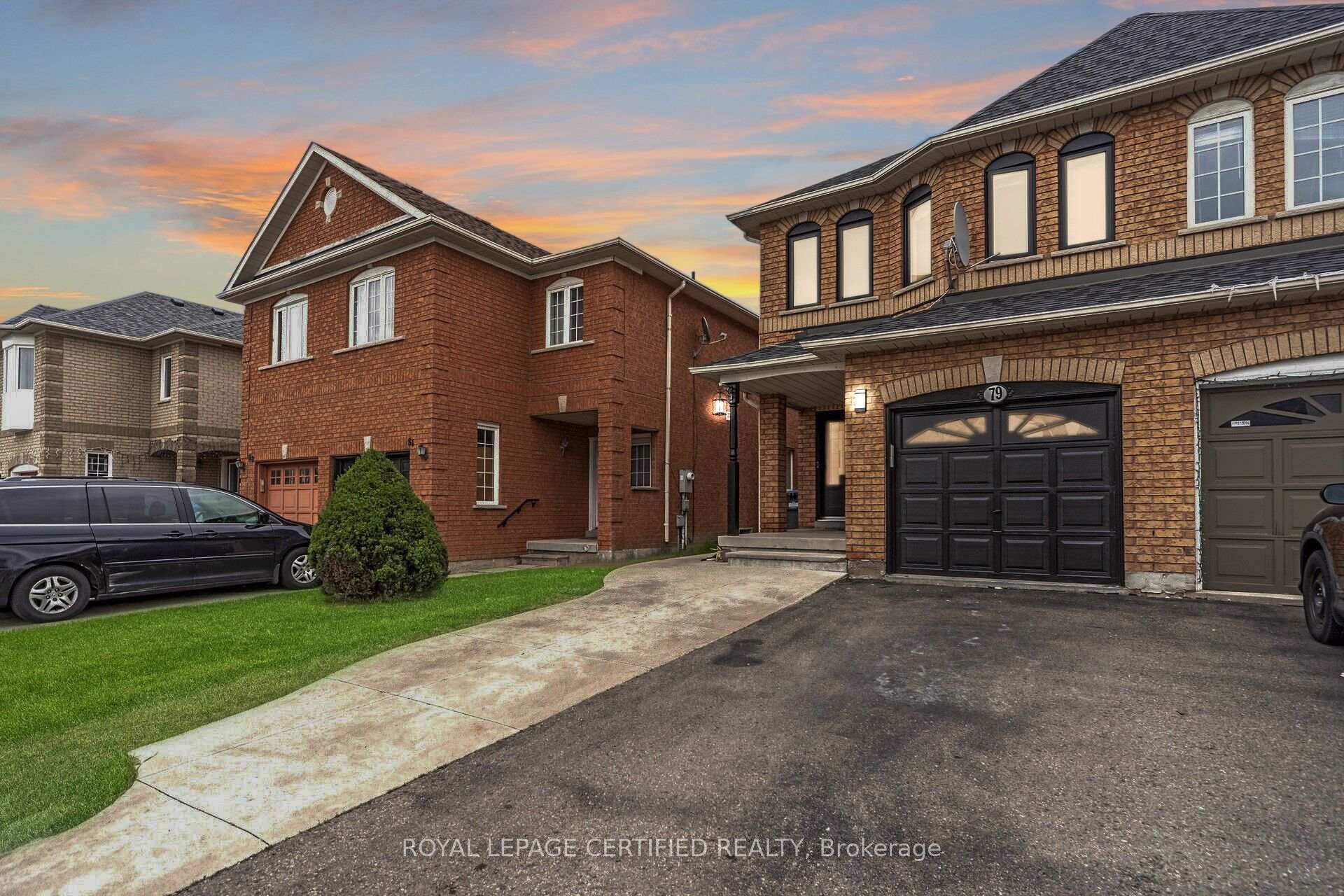 Photo 11 of 79 Native Landing, Brampton, Fletcher's Creek Village — HOMEH
