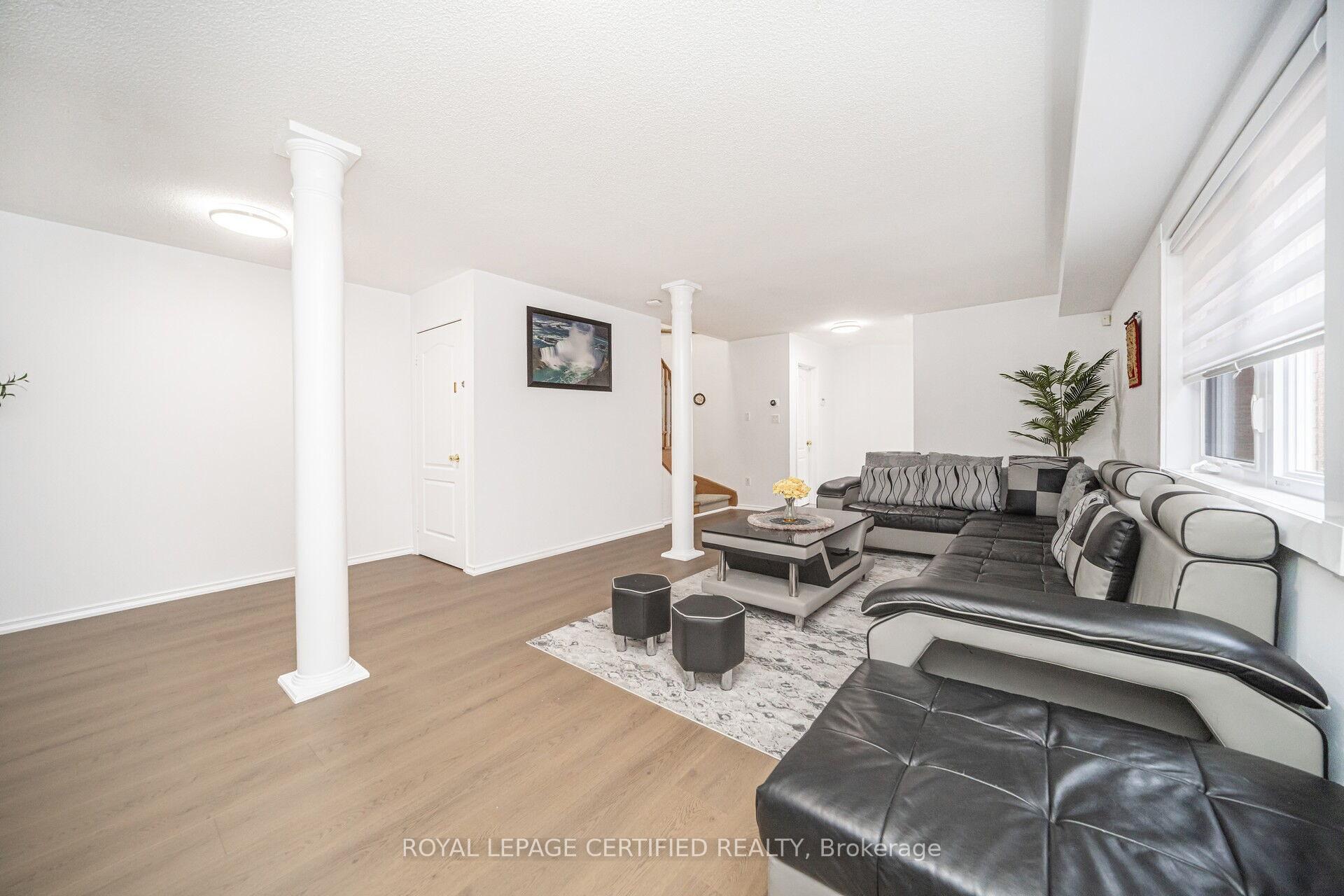 Photo 7 of 79 Native Landing, Brampton, Fletcher's Creek Village — HOMEH