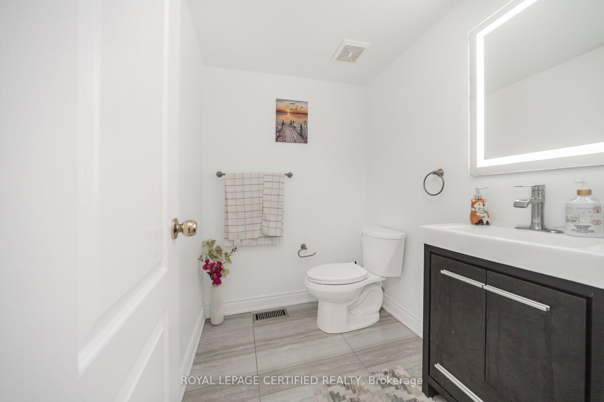 Photo 22 of 79 Native Landing, Brampton, Fletcher's Creek Village — HOMEH