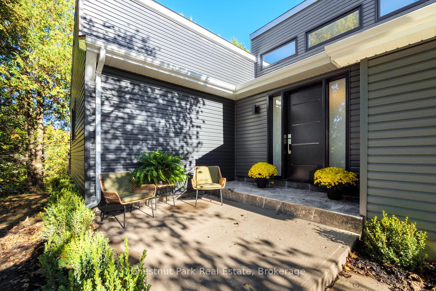 Photo 2 of 9 Armstrong Crescent, Grey Highlands — HOMEH