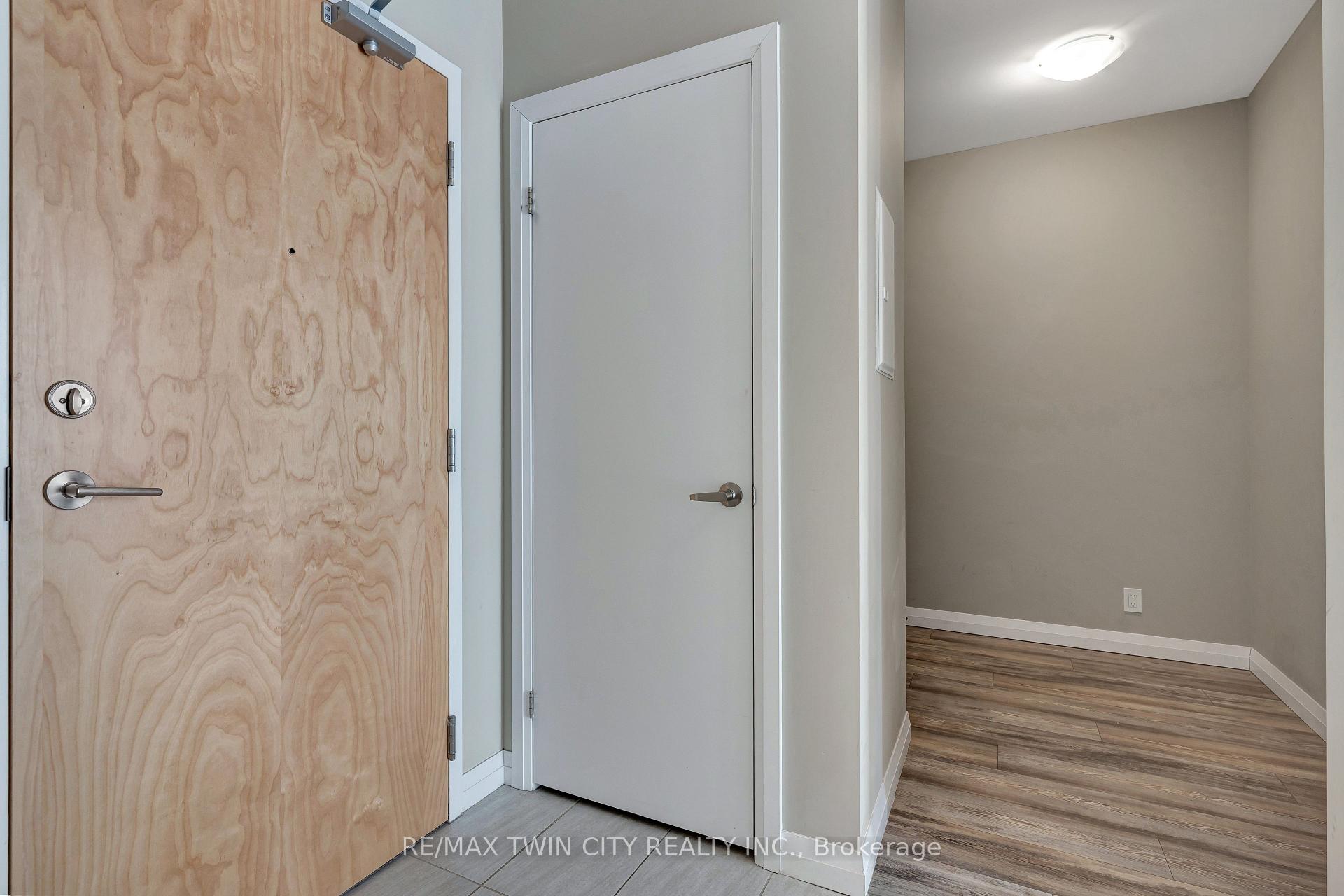 Photo 4 of Unit 906, 104 Garment Street, Waterloo — HOMEH