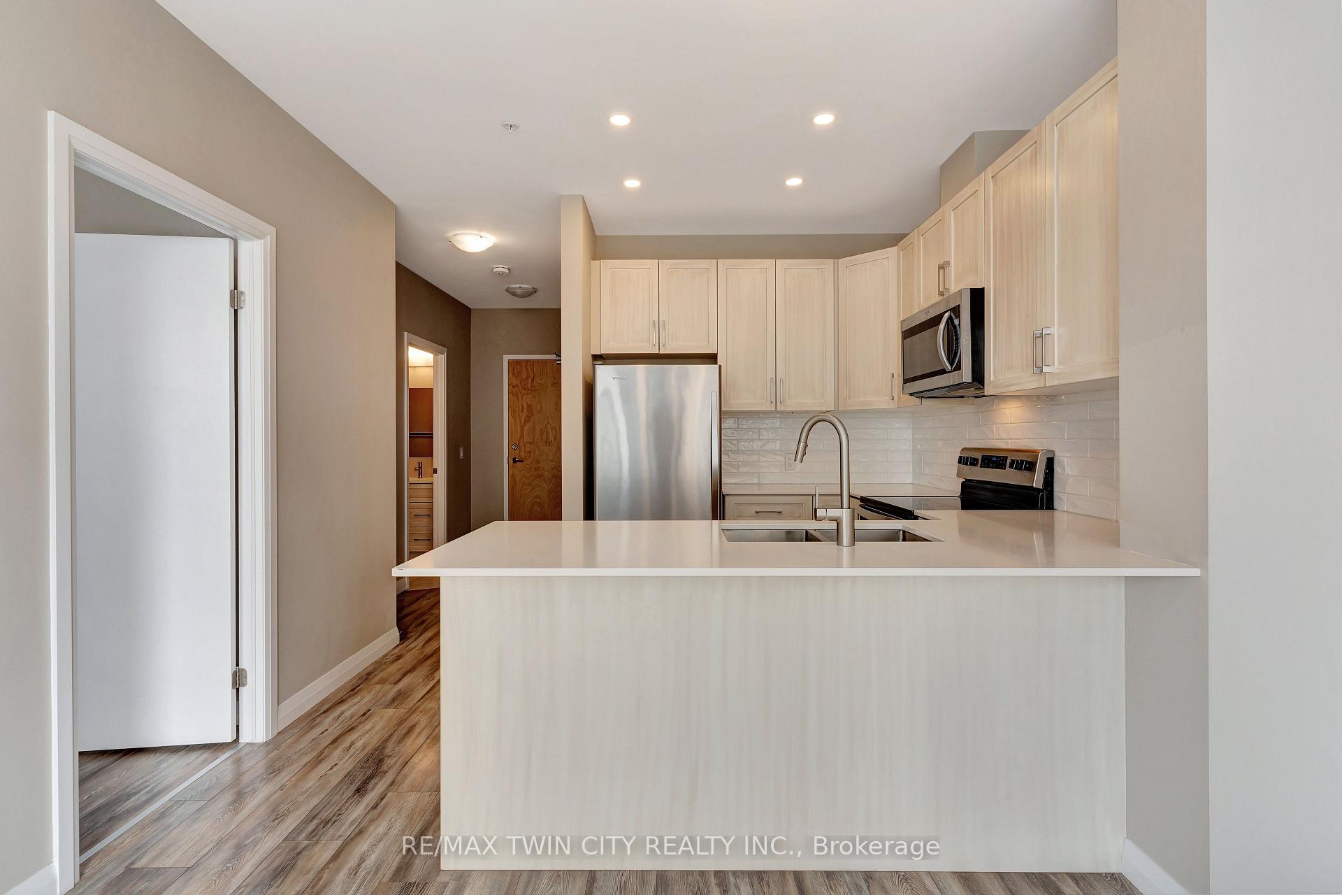 Photo 28 of Unit 906, 104 Garment Street, Waterloo — HOMEH