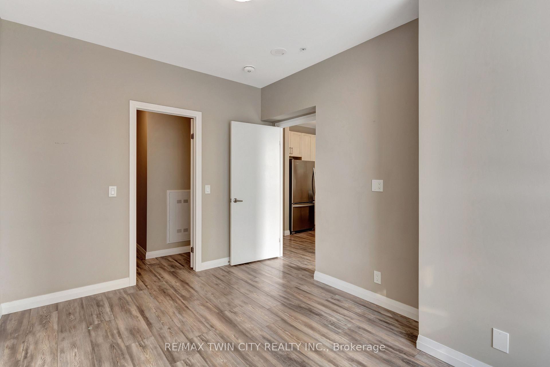 Photo 17 of Unit 906, 104 Garment Street, Waterloo — HOMEH