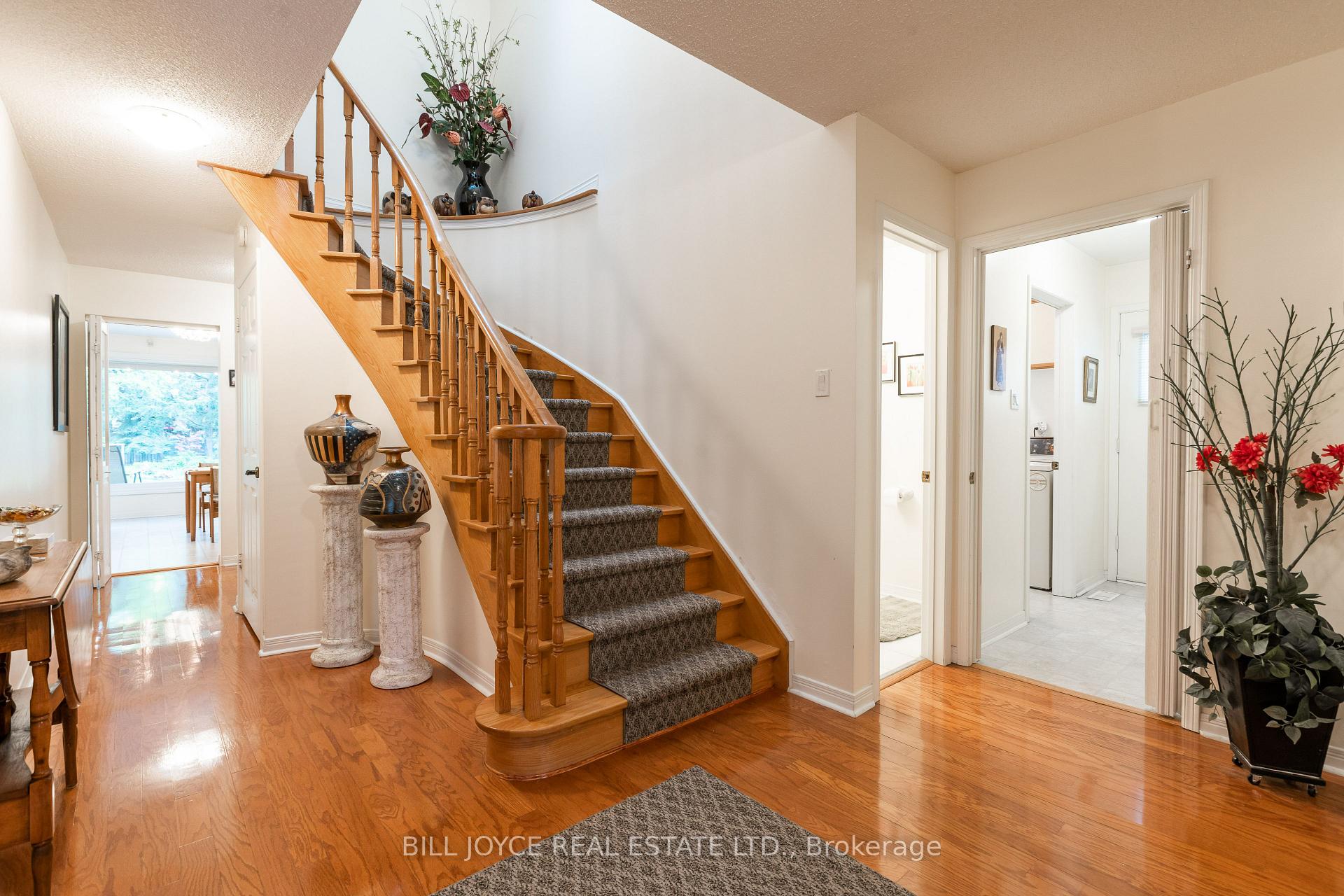 Photo 8 of 8 Mckelvey Drive, Markham, Aileen-Willowbrook — HOMEH