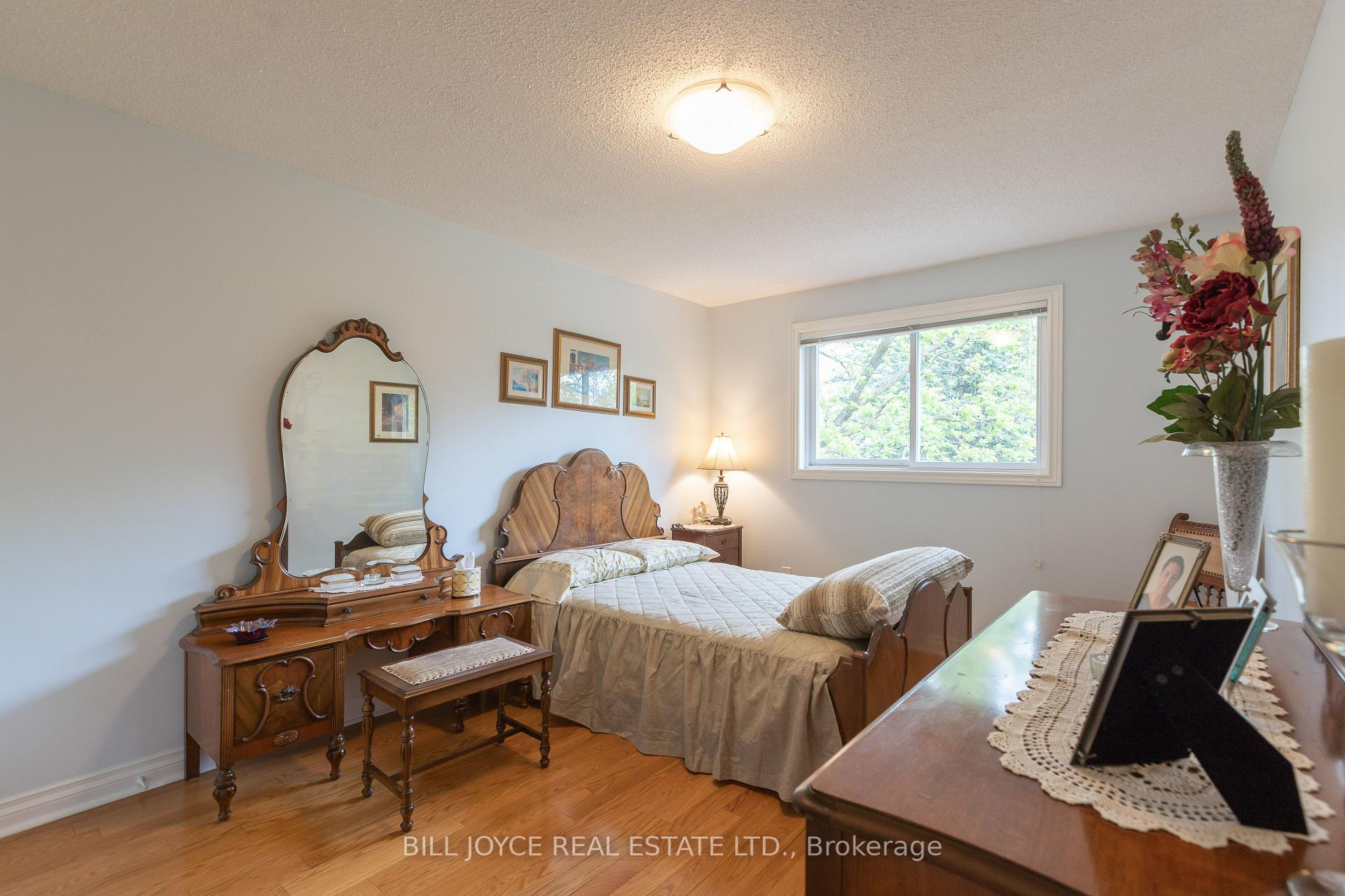 Photo 33 of 8 Mckelvey Drive, Markham, Aileen-Willowbrook — HOMEH