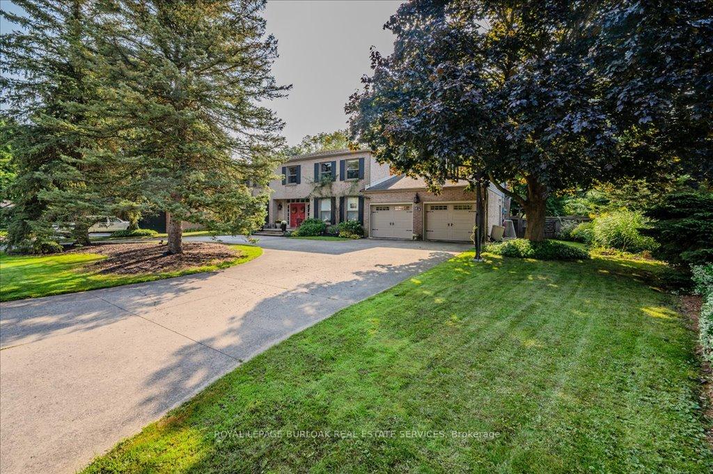 Photo 45 of 11 Robinhood Drive, Hamilton, Dundas — HOMEH
