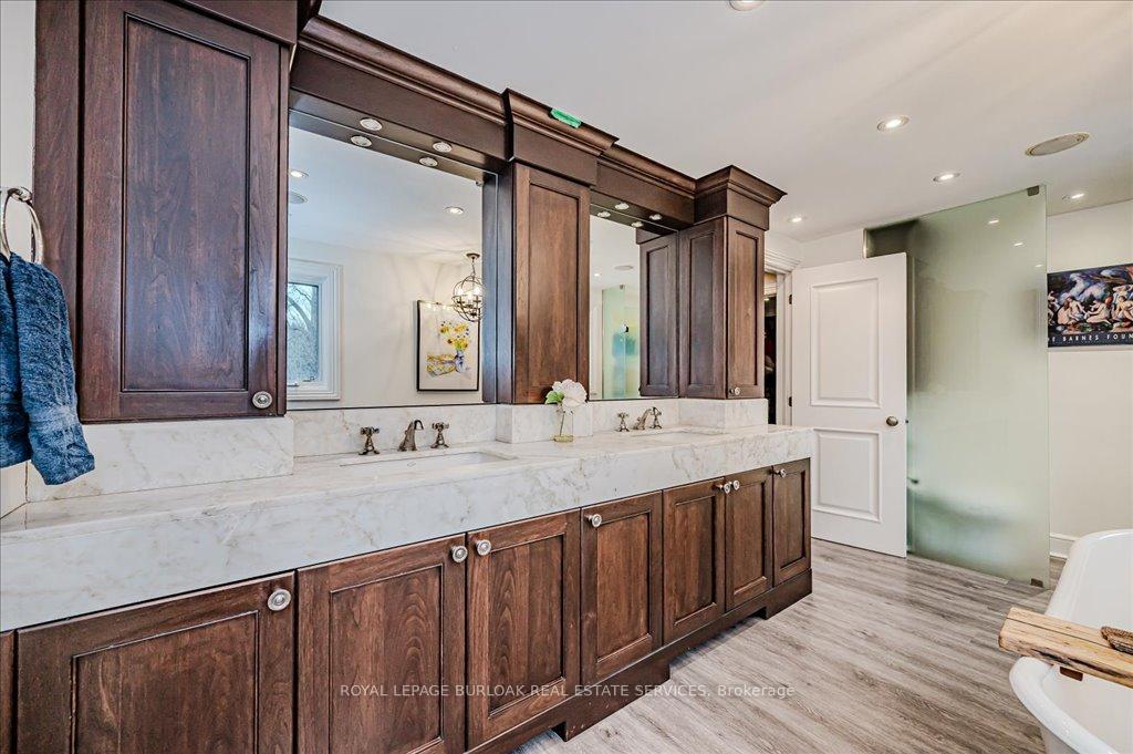 Photo 20 of 11 Robinhood Drive, Hamilton, Dundas — HOMEH