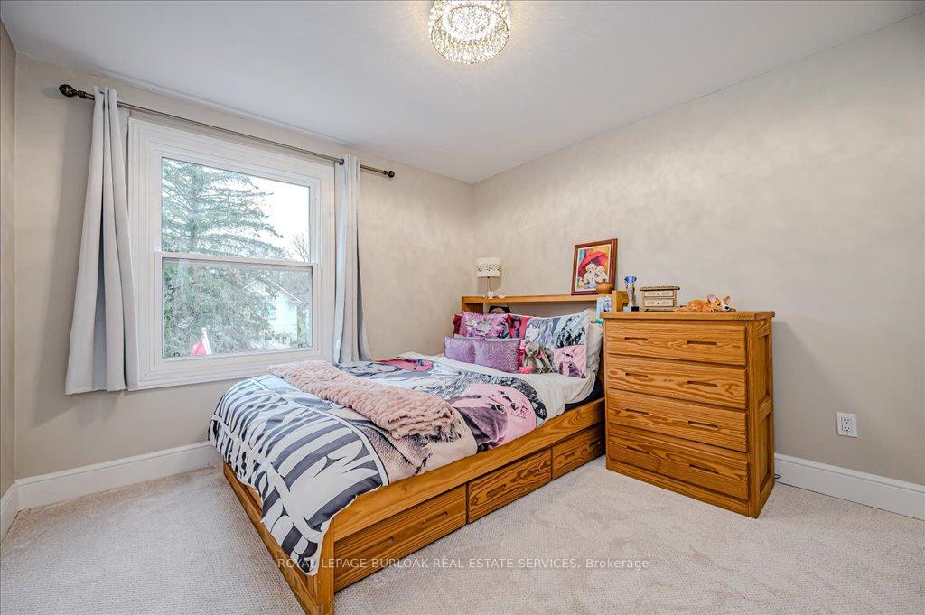 Photo 32 of 11 Robinhood Drive, Hamilton, Dundas — HOMEH