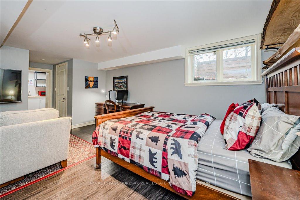 Photo 37 of 11 Robinhood Drive, Hamilton, Dundas — HOMEH