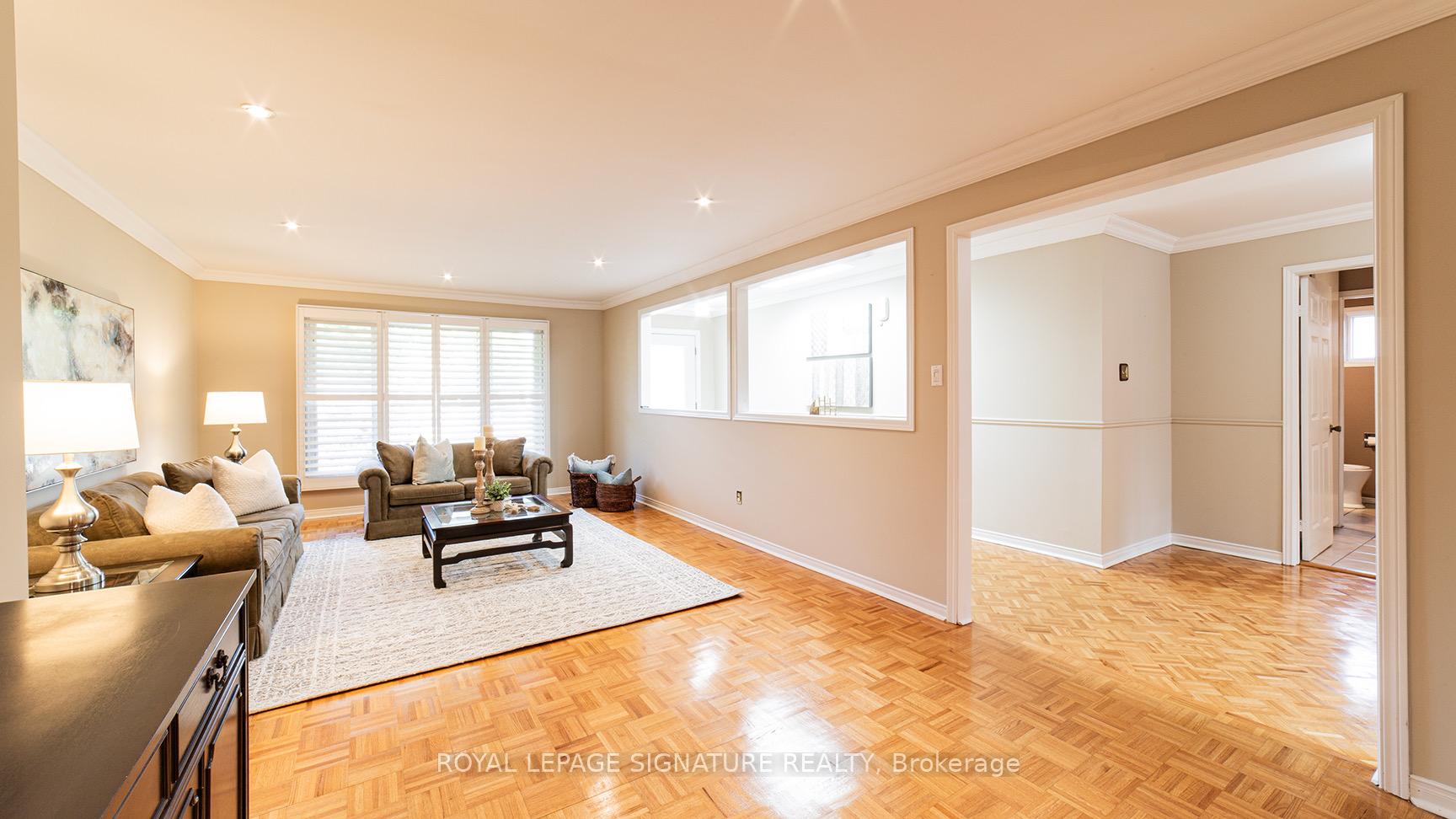 Photo 4 of 69 Harvest Moon Drive, Markham, Milliken Mills West — HOMEH
