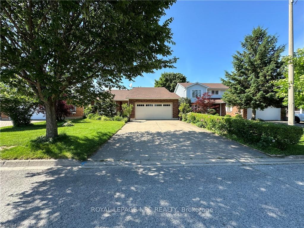 Photo 1 of 9 Bahama Bay, St. Catharines, Bunting/Linwell — HOMEH
