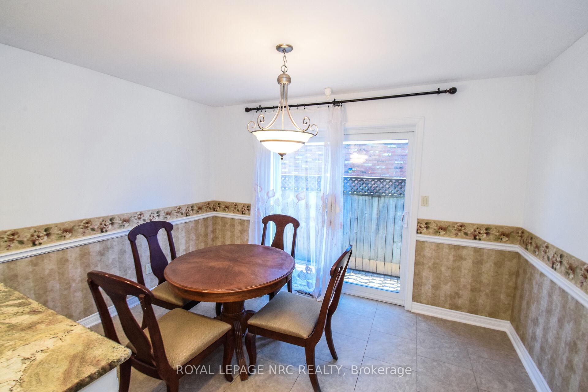 Photo 15 of 9 Bahama Bay, St. Catharines, Bunting/Linwell — HOMEH