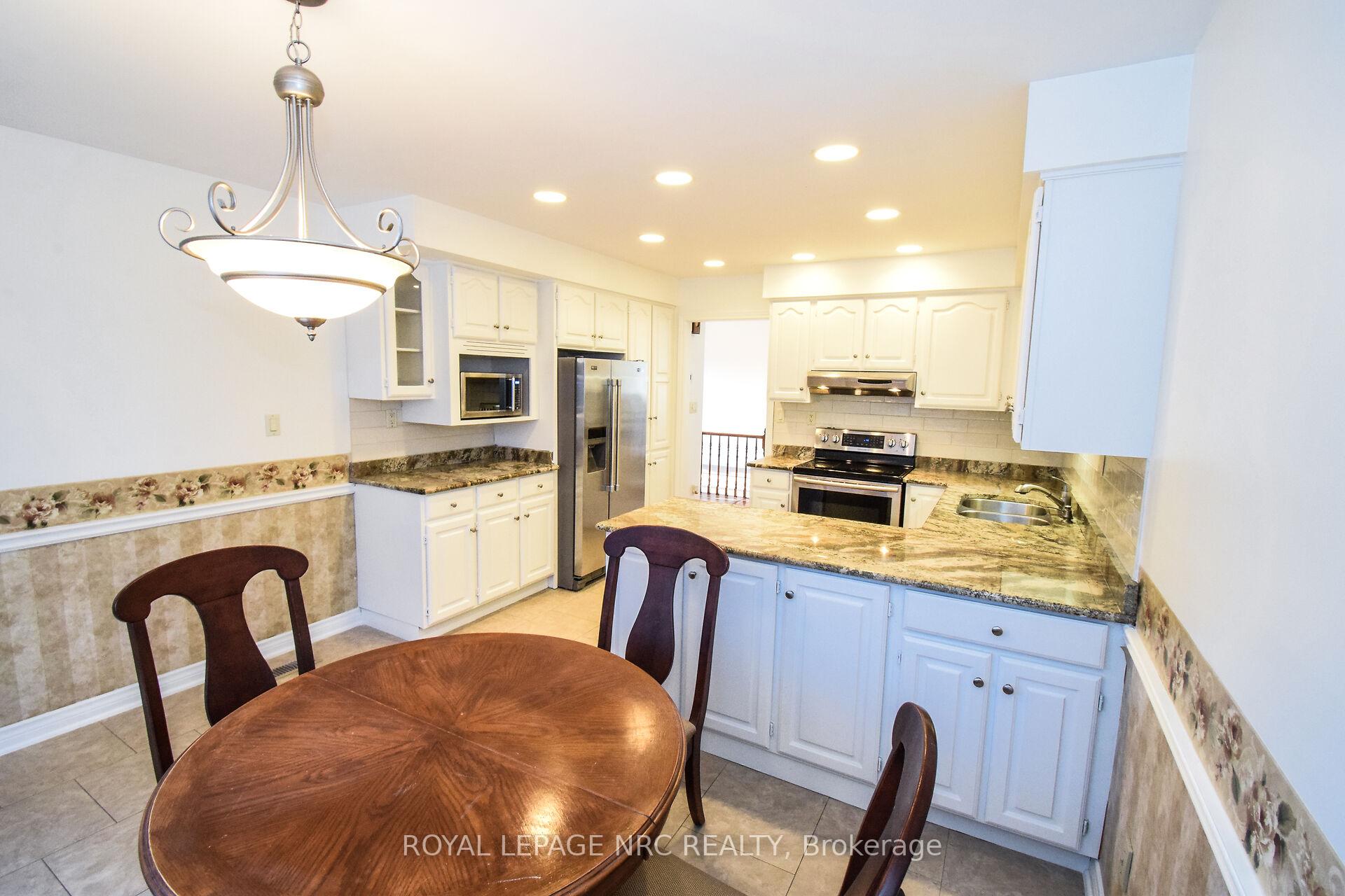Photo 34 of 9 Bahama Bay, St. Catharines, Bunting/Linwell — HOMEH