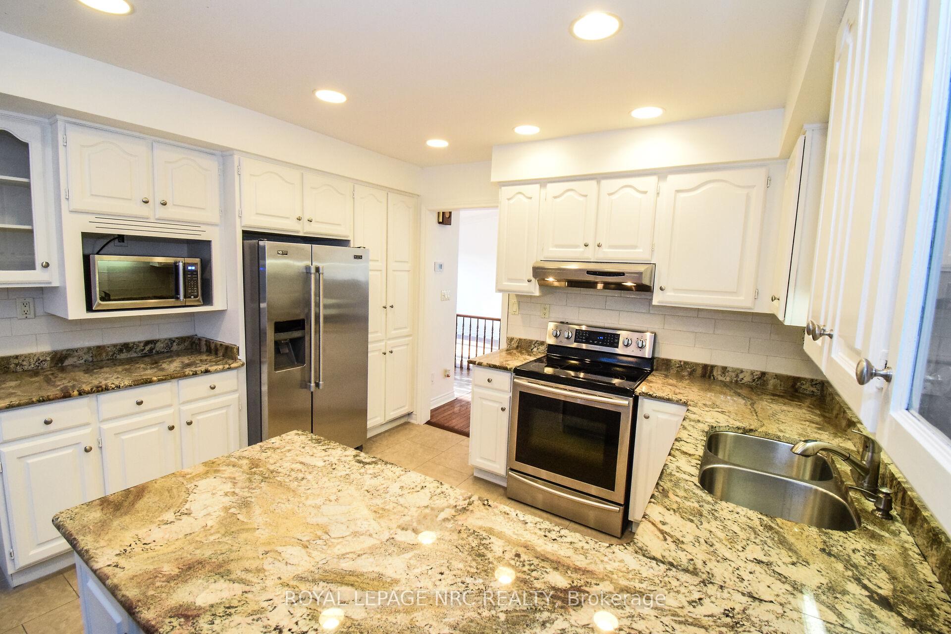 Photo 24 of 9 Bahama Bay, St. Catharines, Bunting/Linwell — HOMEH