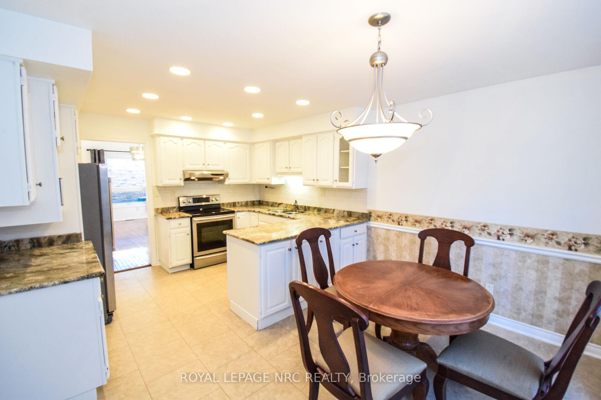 Photo 16 of 9 Bahama Bay, St. Catharines, Bunting/Linwell — HOMEH