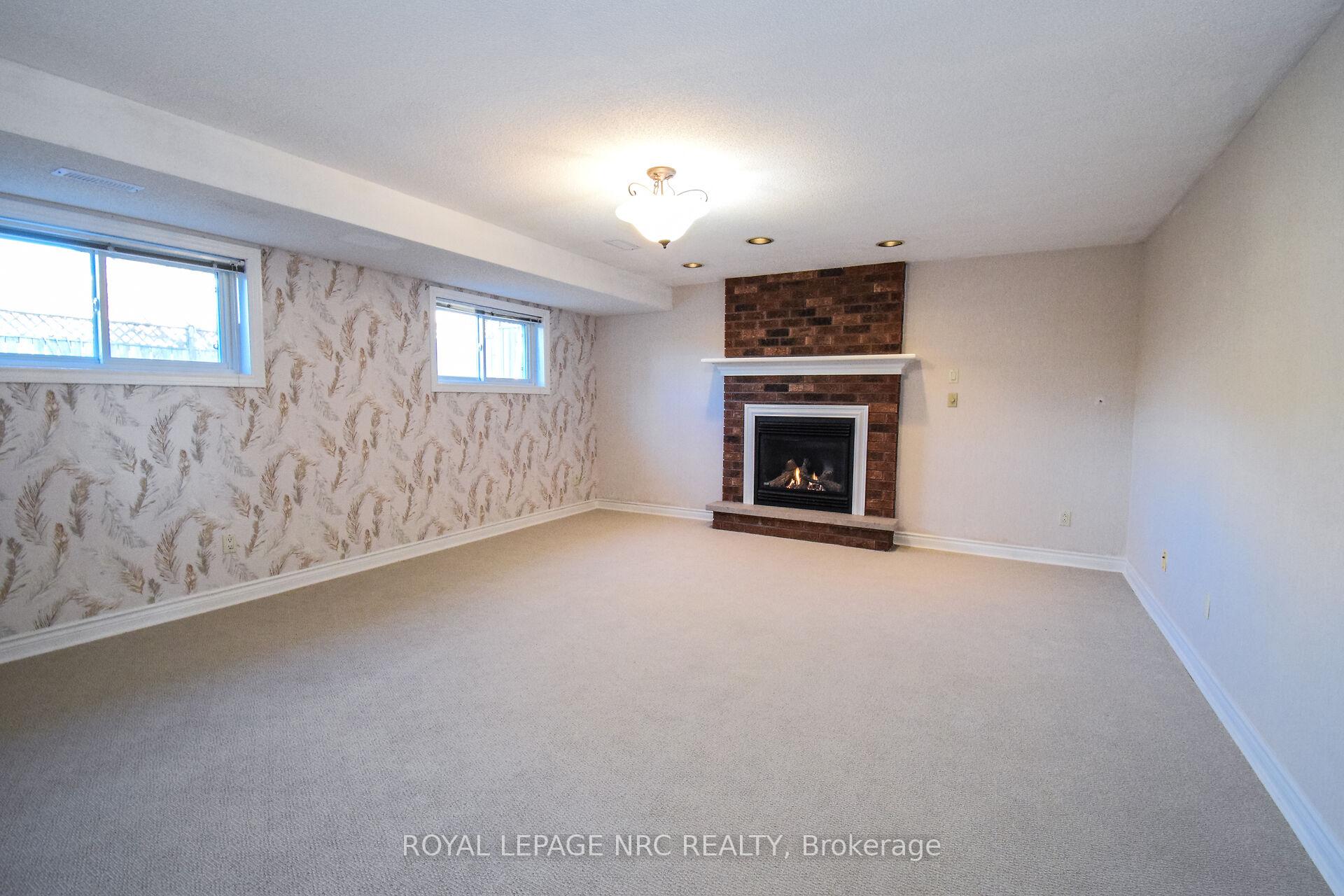 Photo 21 of 9 Bahama Bay, St. Catharines, Bunting/Linwell — HOMEH