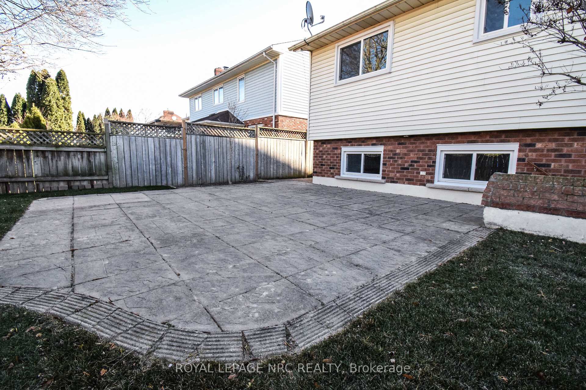 Photo 38 of 9 Bahama Bay, St. Catharines, Bunting/Linwell — HOMEH