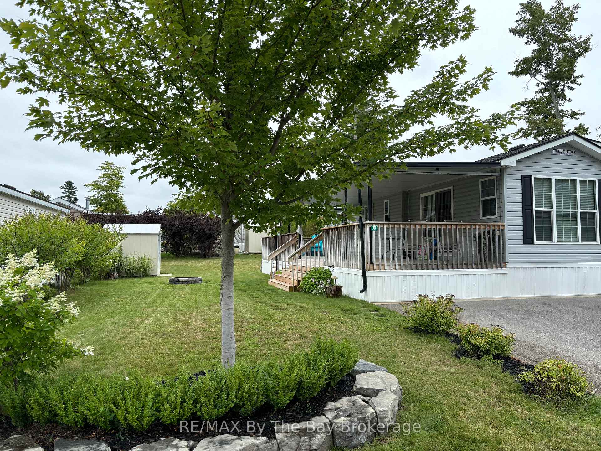 Front of 15 Chippewa Trail