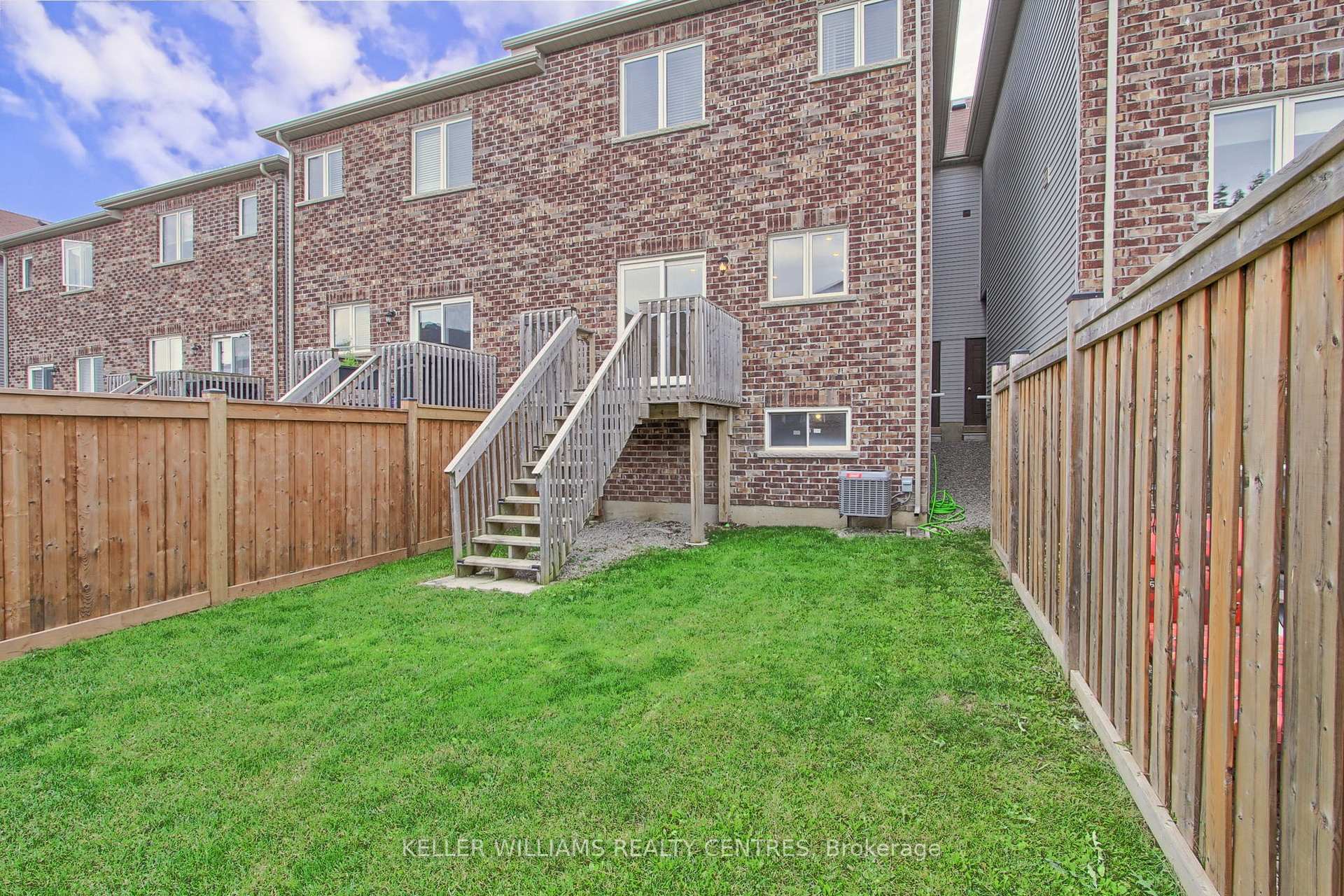 Photo 20 of 1309 Lormel Gate, Innisfil, Lefroy — HOMEH