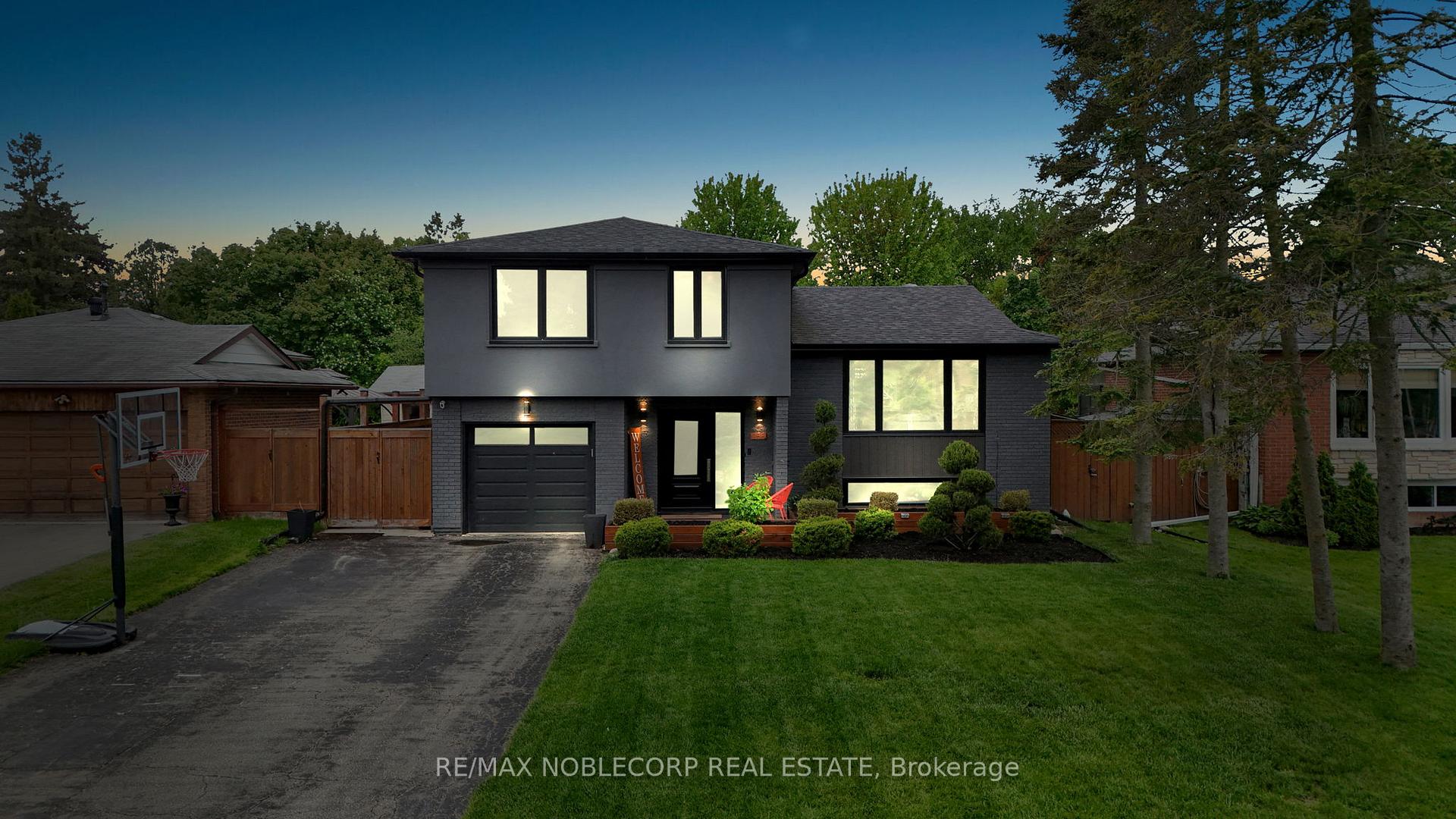 Front of 255 Bell Air Drive