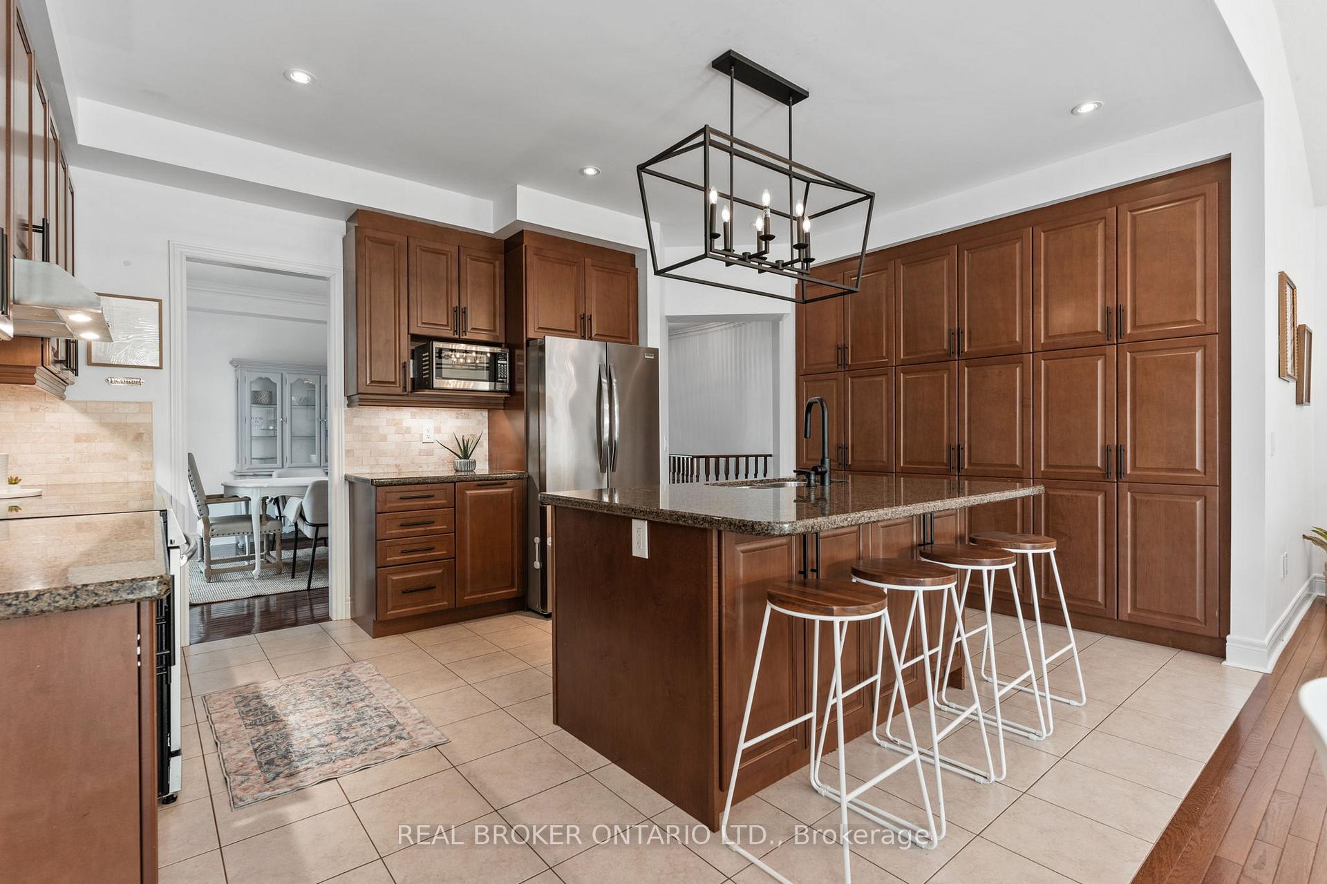 Photo 31 of 12 Turner Drive, Barrie, Bayshore — HOMEH
