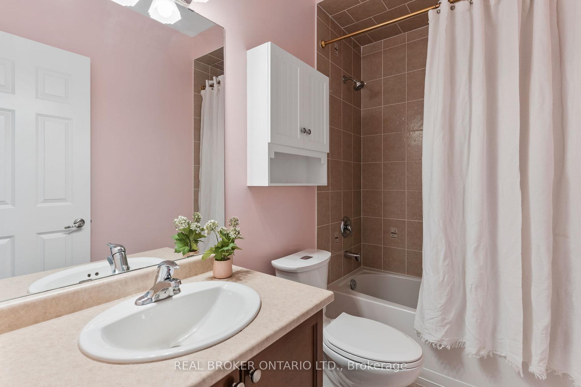 Photo 29 of 12 Turner Drive, Barrie, Bayshore — HOMEH