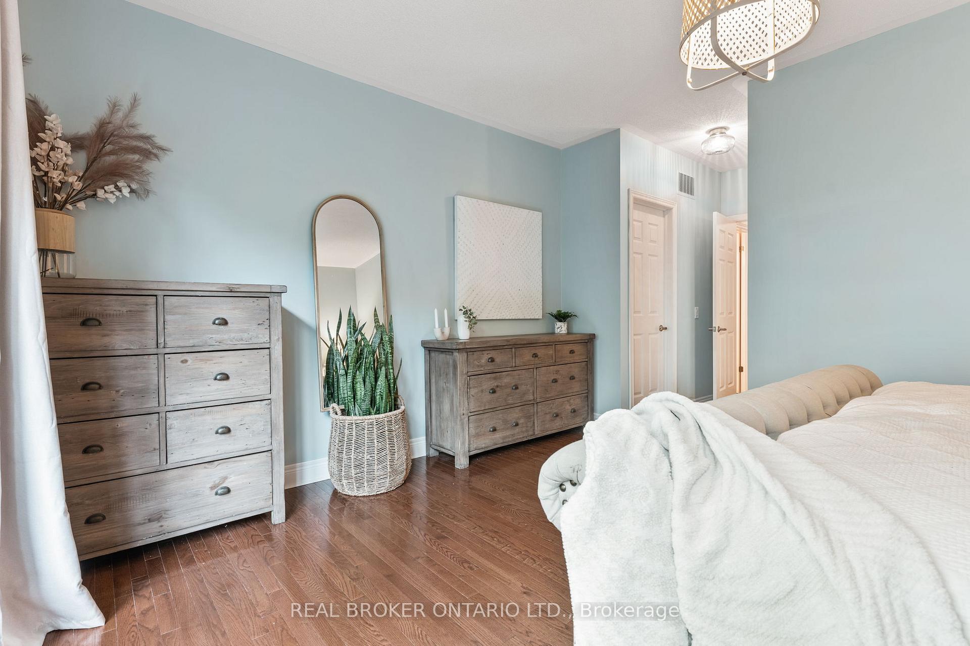 Photo 39 of 12 Turner Drive, Barrie, Bayshore — HOMEH