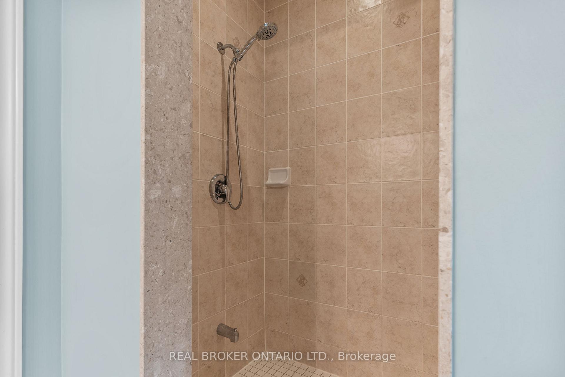 Photo 22 of 12 Turner Drive, Barrie, Bayshore — HOMEH