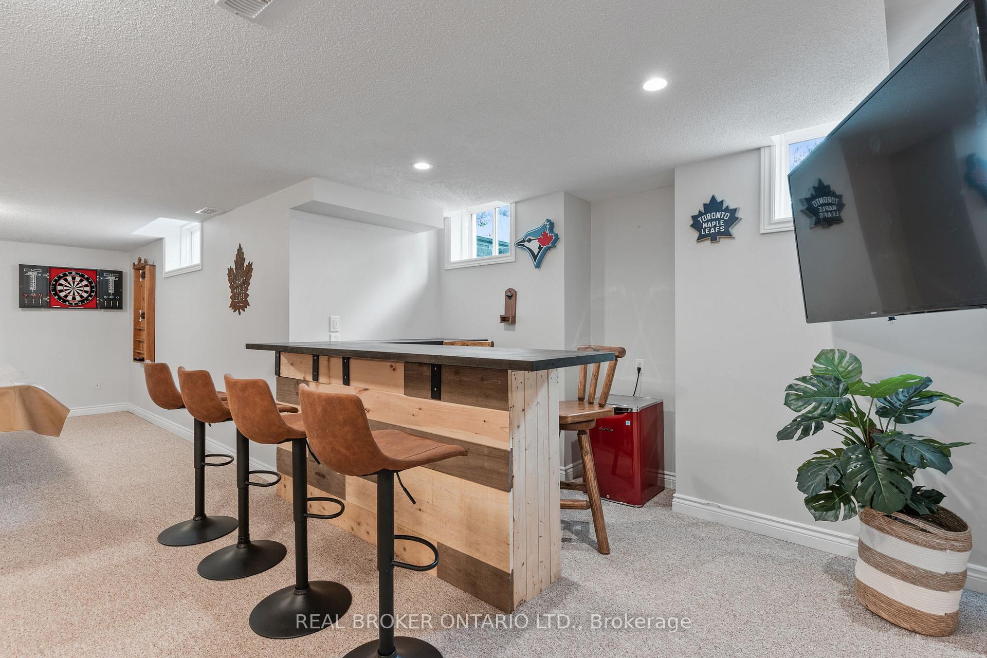 Photo 47 of 12 Turner Drive, Barrie, Bayshore — HOMEH
