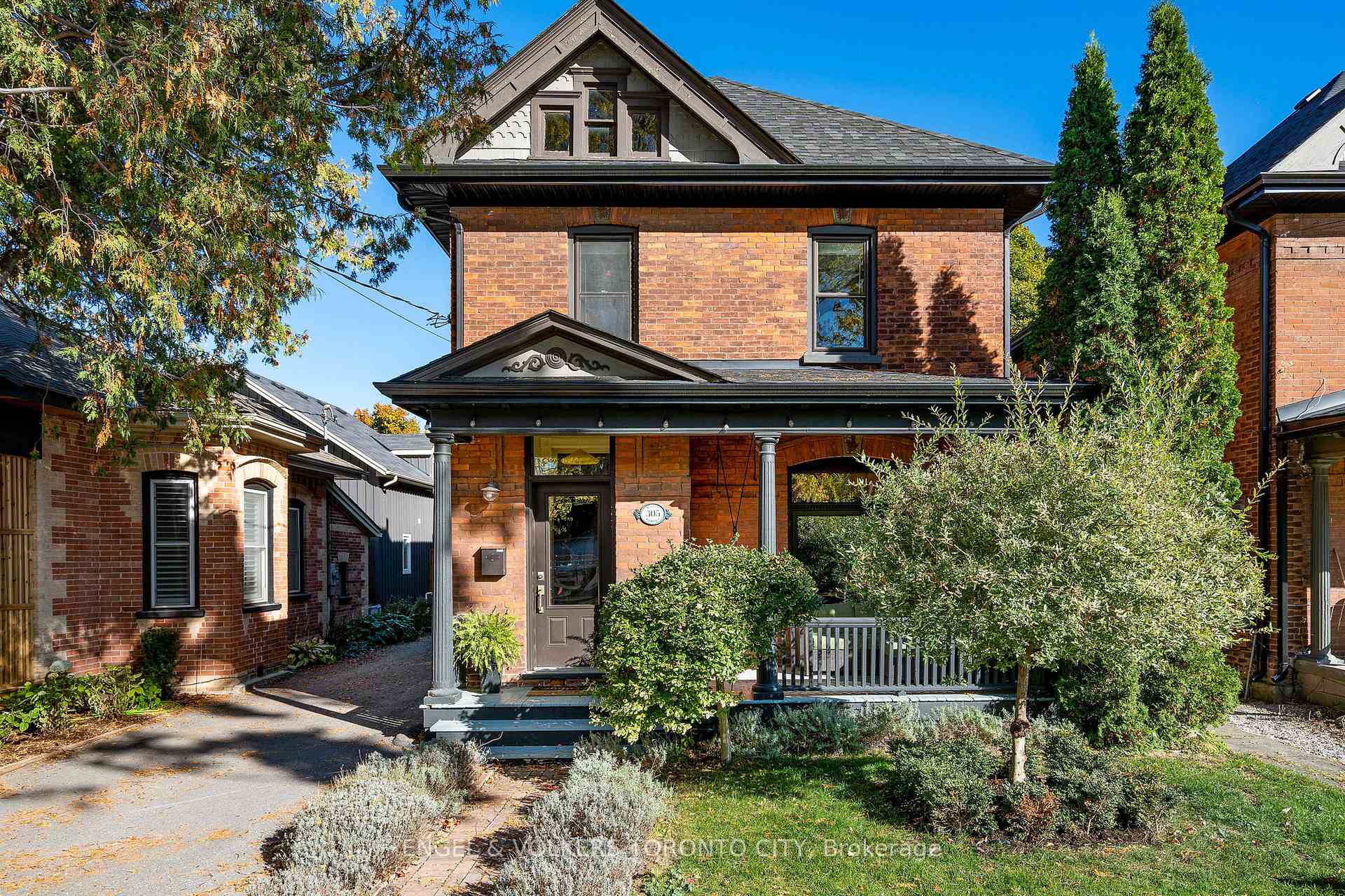 Photo 2 of 305 Maple Street, Collingwood — HOMEH