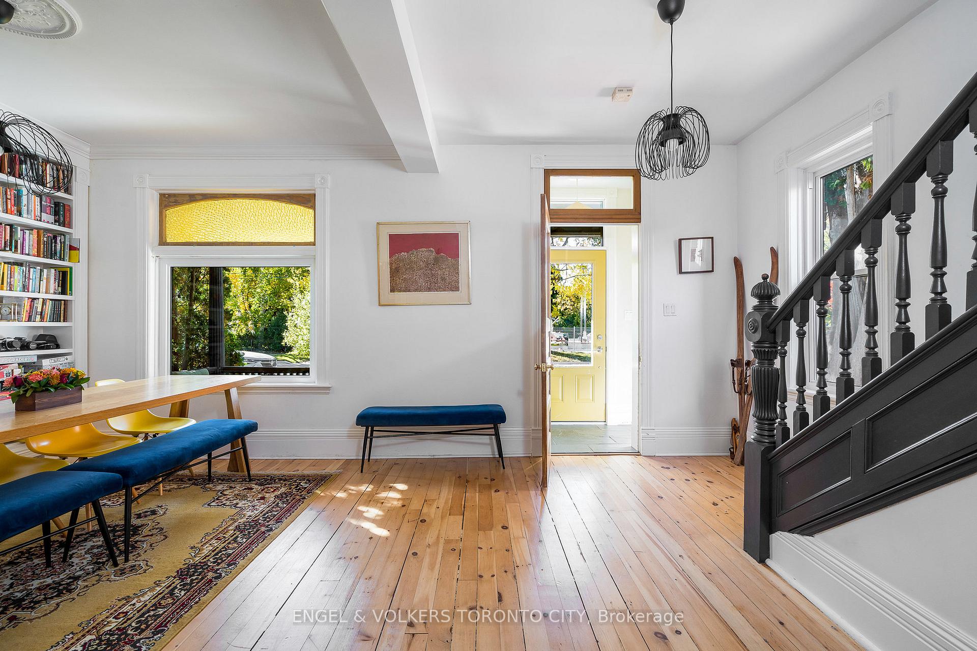 Photo 5 of 305 Maple Street, Collingwood — HOMEH