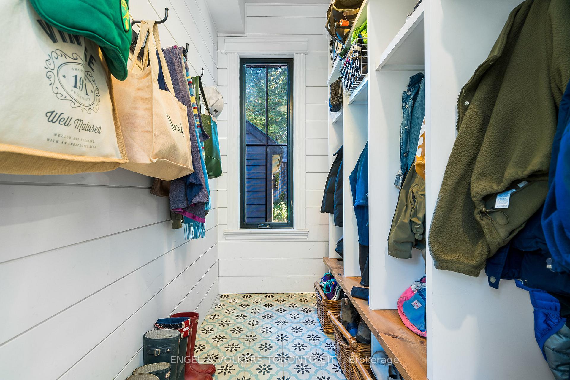 Photo 13 of 305 Maple Street, Collingwood — HOMEH