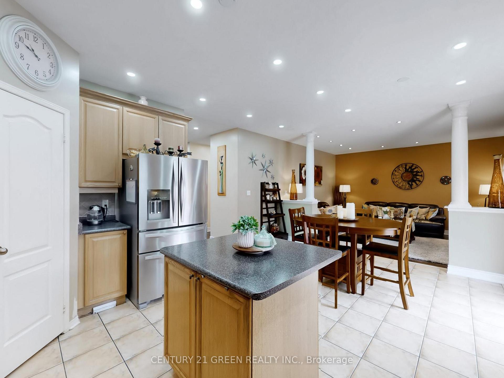 Photo 16 of 60 Fandor Way, Brampton, Fletcher's Meadow — HOMEH