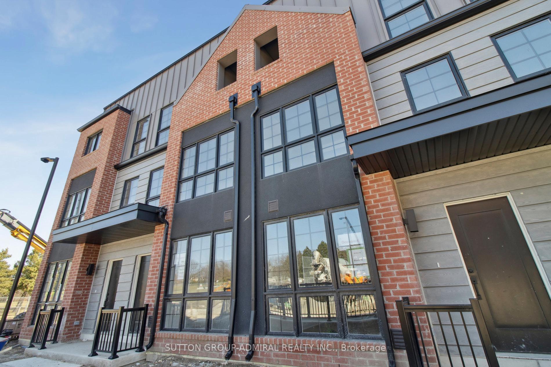 Photo 7 of 61 Burleigh Mews, Vaughan, Uplands — HOMEH
