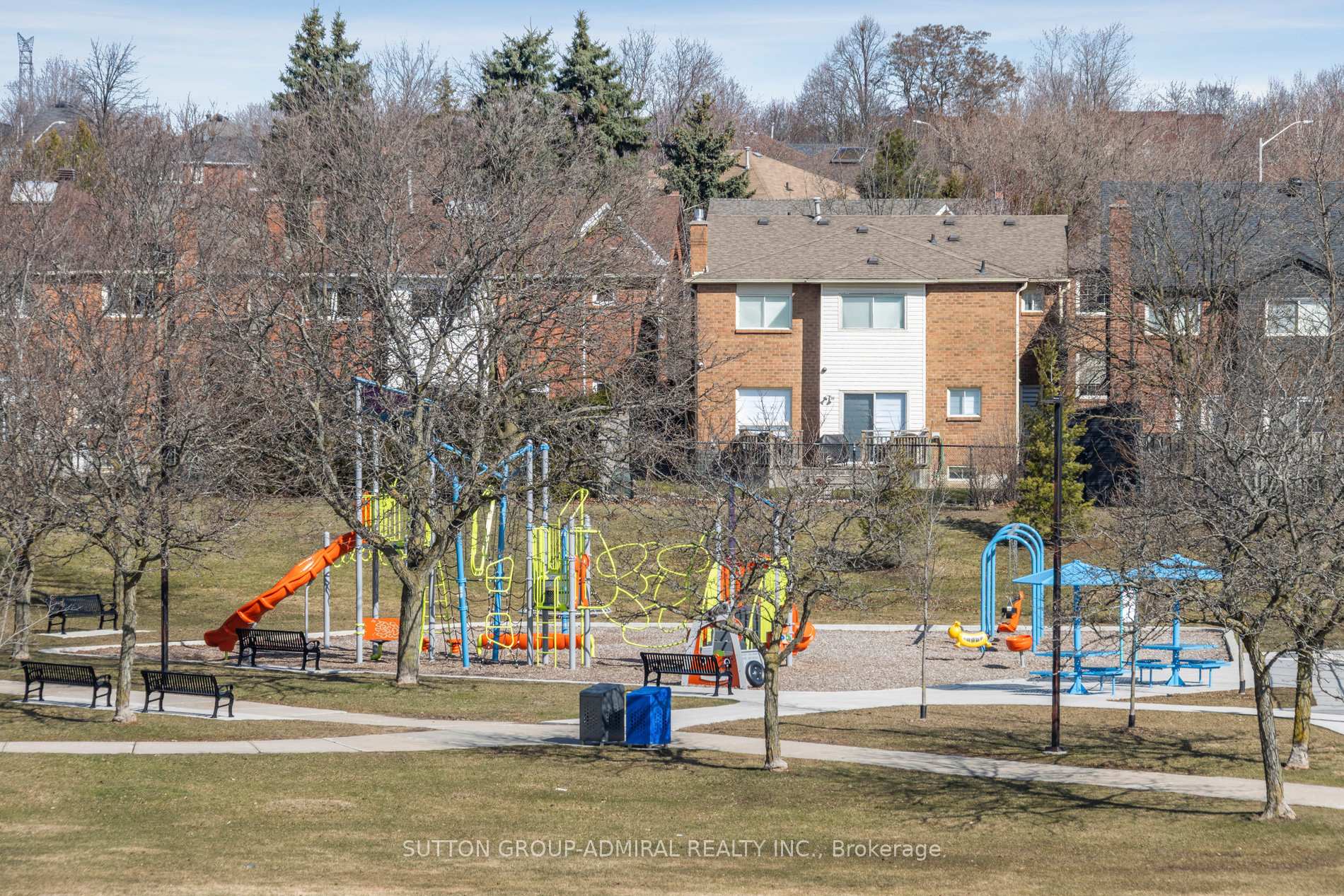 Photo 24 of 61 Burleigh Mews, Vaughan, Uplands — HOMEH