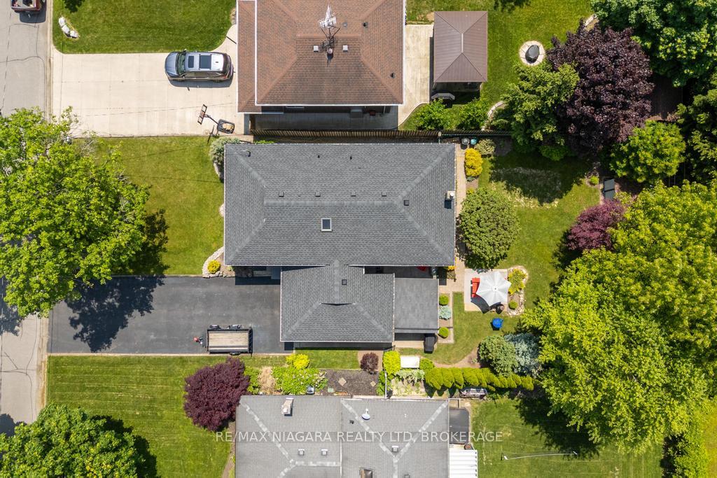 Photo 27 of 49 Shoreline Drive, St. Catharines, Lakeshore — HOMEH