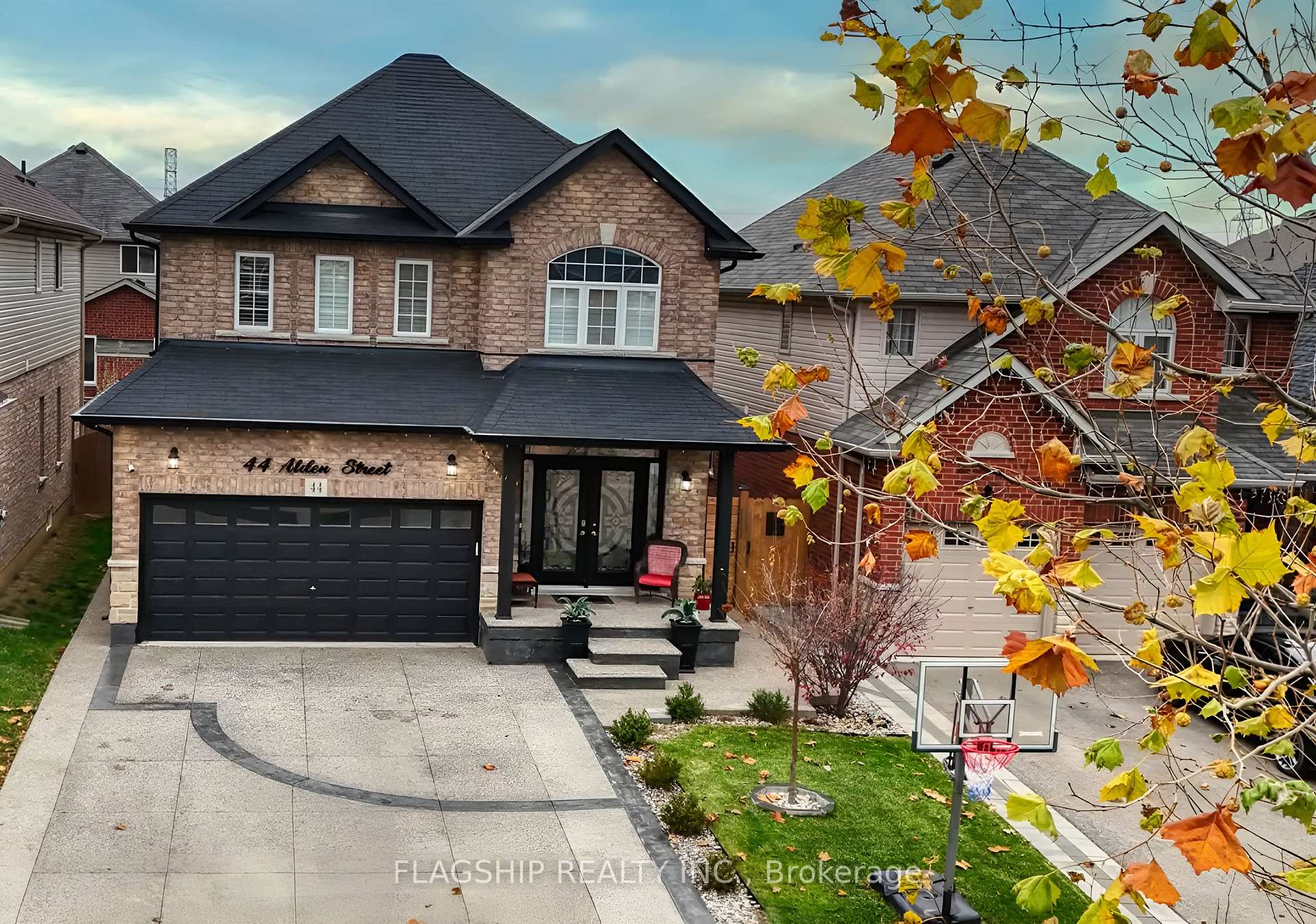 Photo 5 of 44 Alden Street, Hamilton, Rural Glanbrook — HOMEH