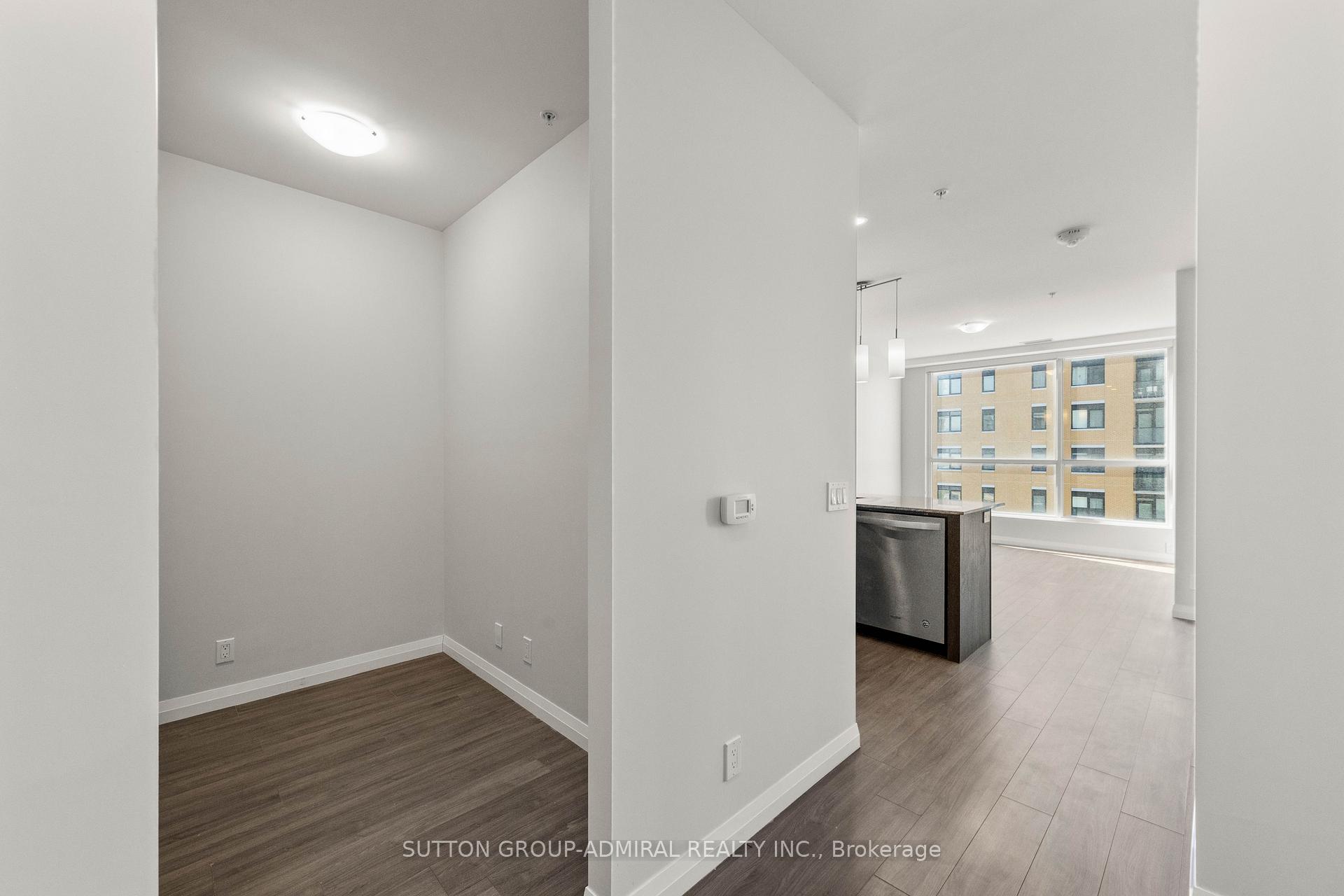 Photo 6 of Unit 1006, 104 Garment Street, Kitchener — HOMEH