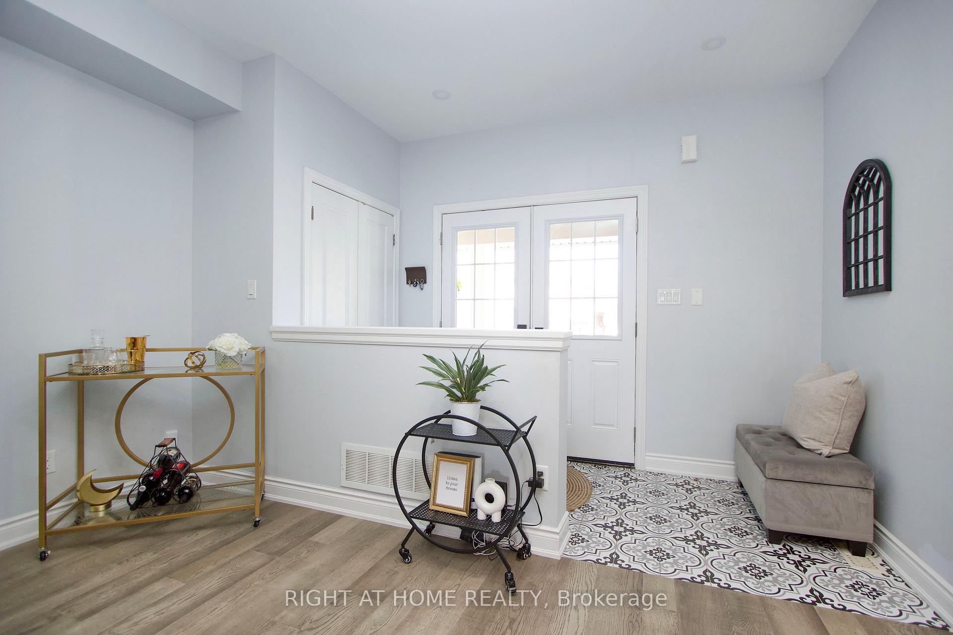 Photo 8 of 931 Barbados Street, Oshawa, Northglen — HOMEH