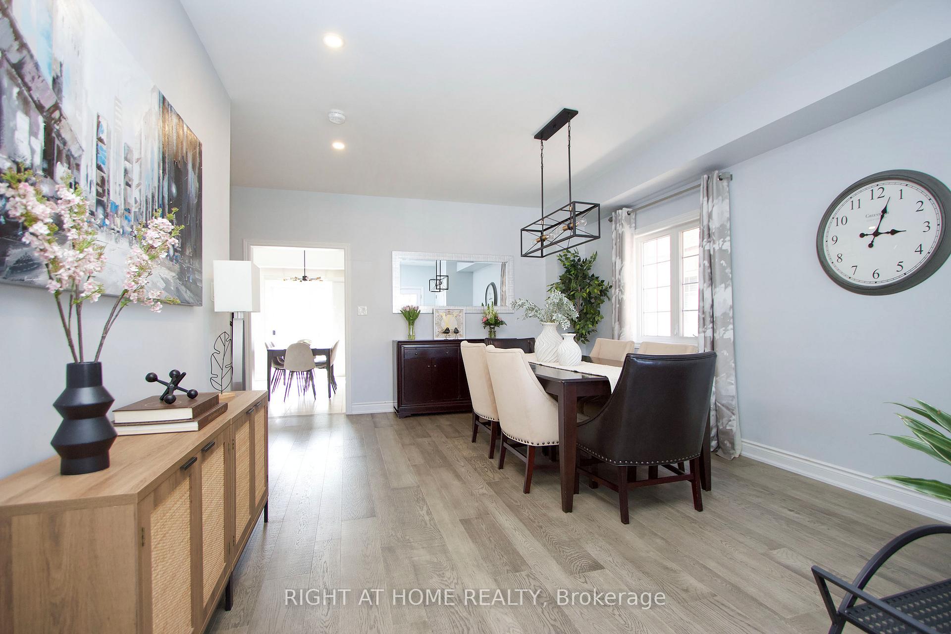 Photo 4 of 931 Barbados Street, Oshawa, Northglen — HOMEH