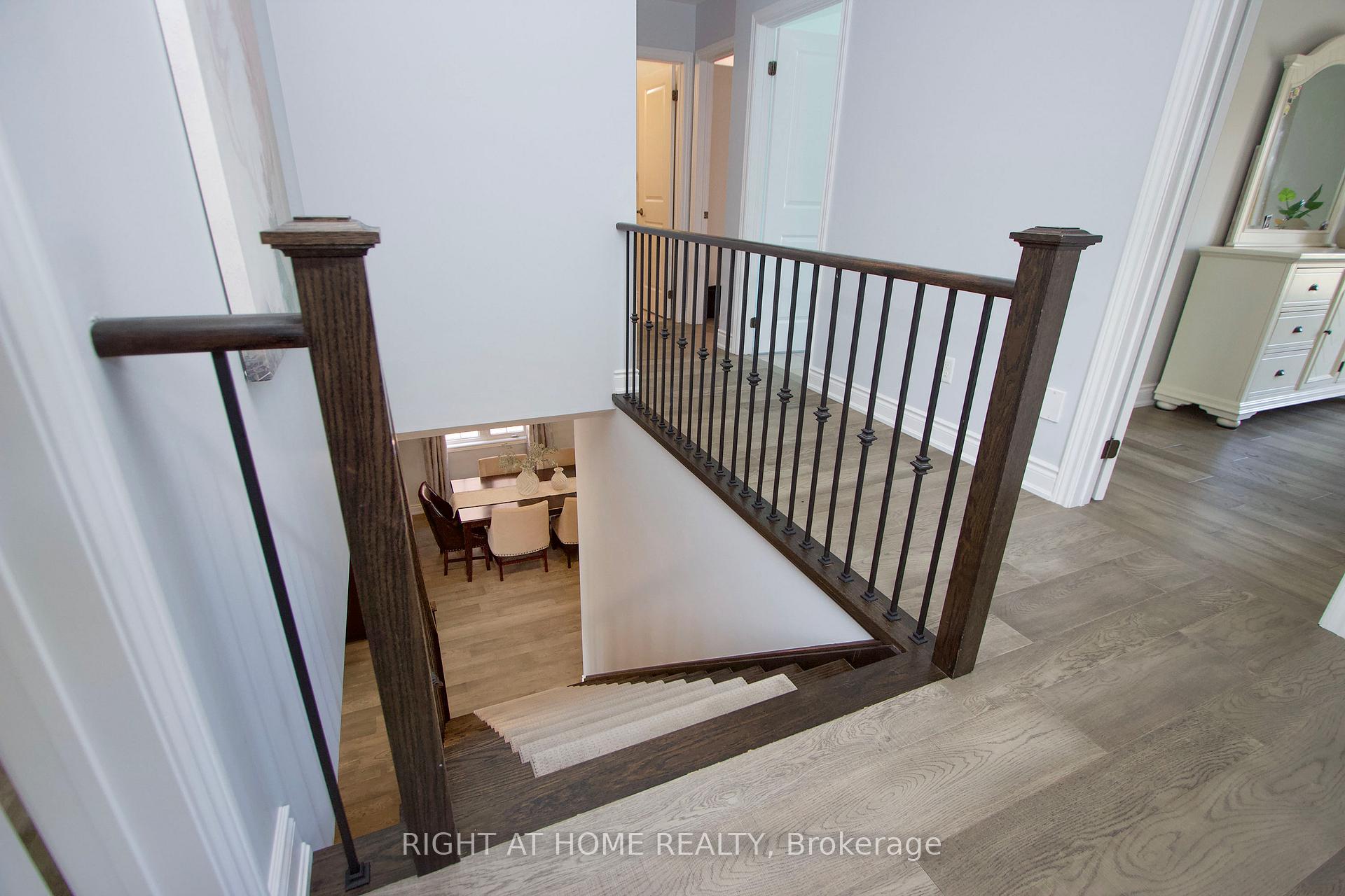 Photo 16 of 931 Barbados Street, Oshawa, Northglen — HOMEH