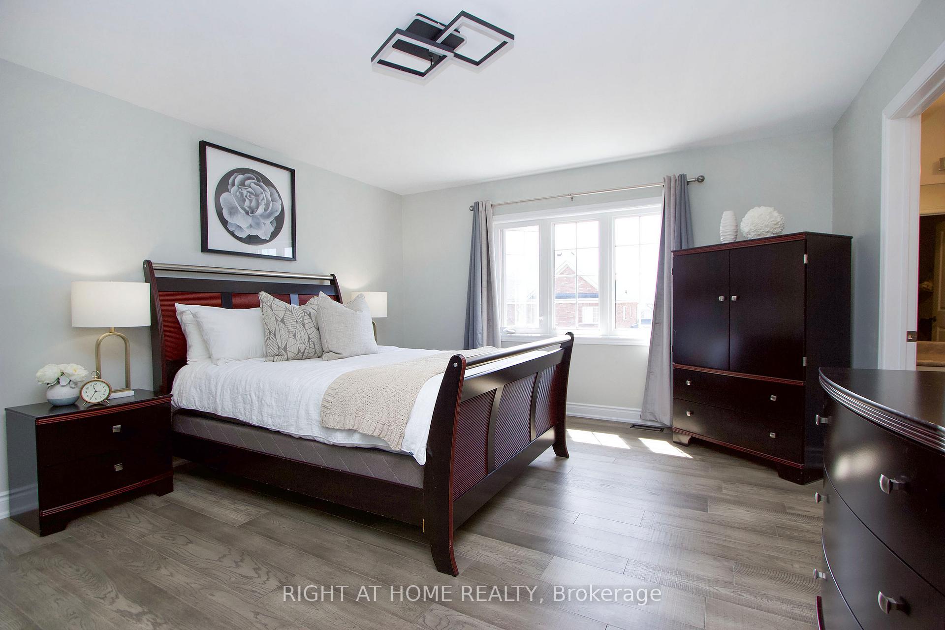 Photo 28 of 931 Barbados Street, Oshawa, Northglen — HOMEH